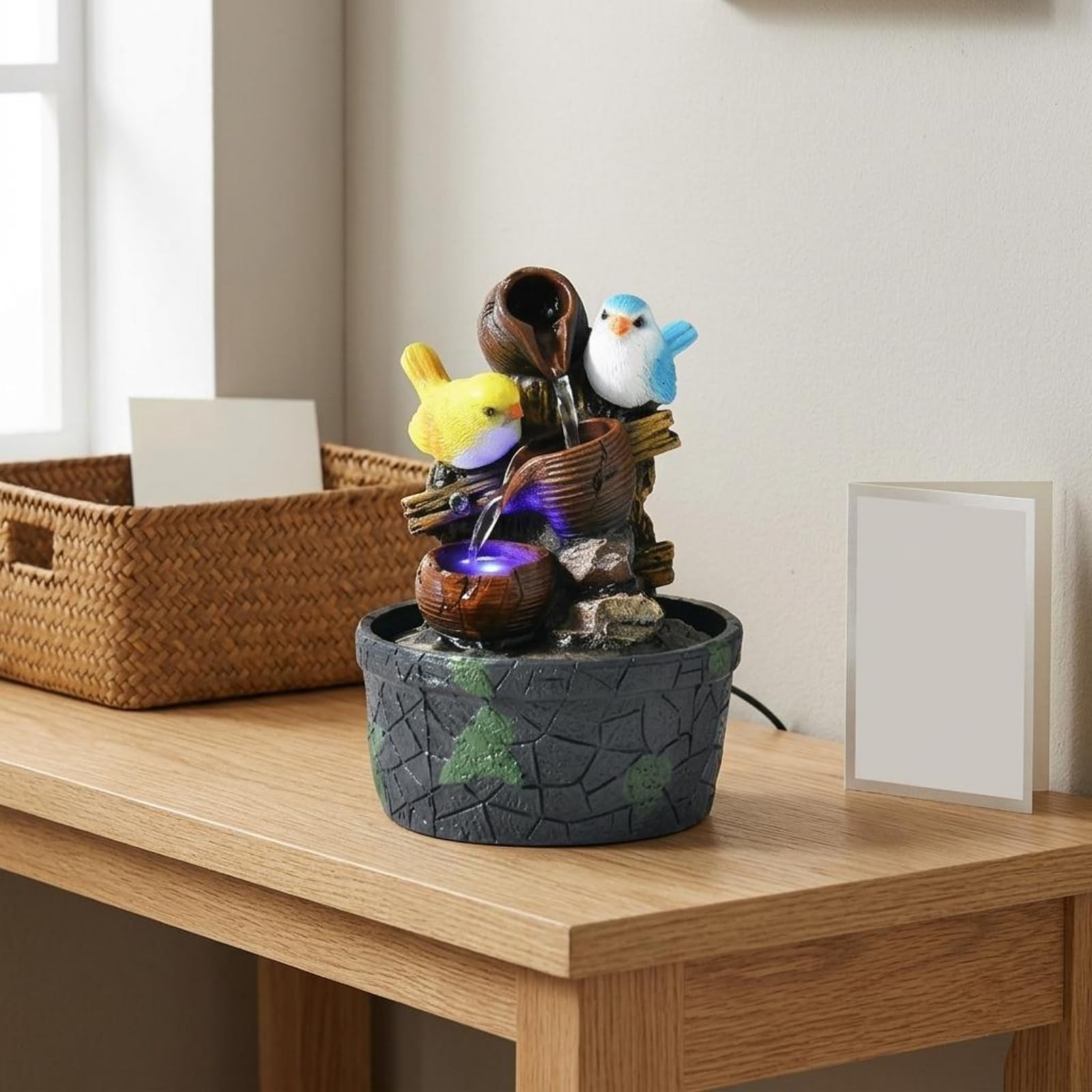 F Fityle Fuente de Escritorio Fuente de Mesa Cascada Decorativa Mini Fuente Interior Adorno Resina Silenciosa con Circulación de Agua Suave Diseño Europeo