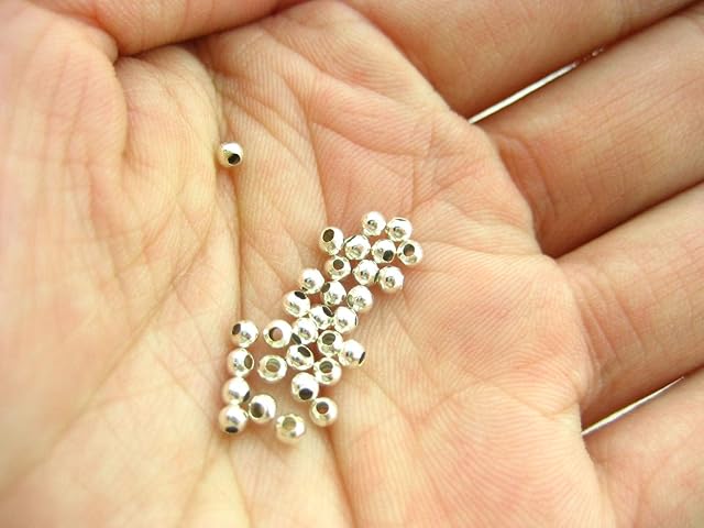 200ps of 2mm Quality Silver Plated Spacer Beads for Jewllery Making Round Beads