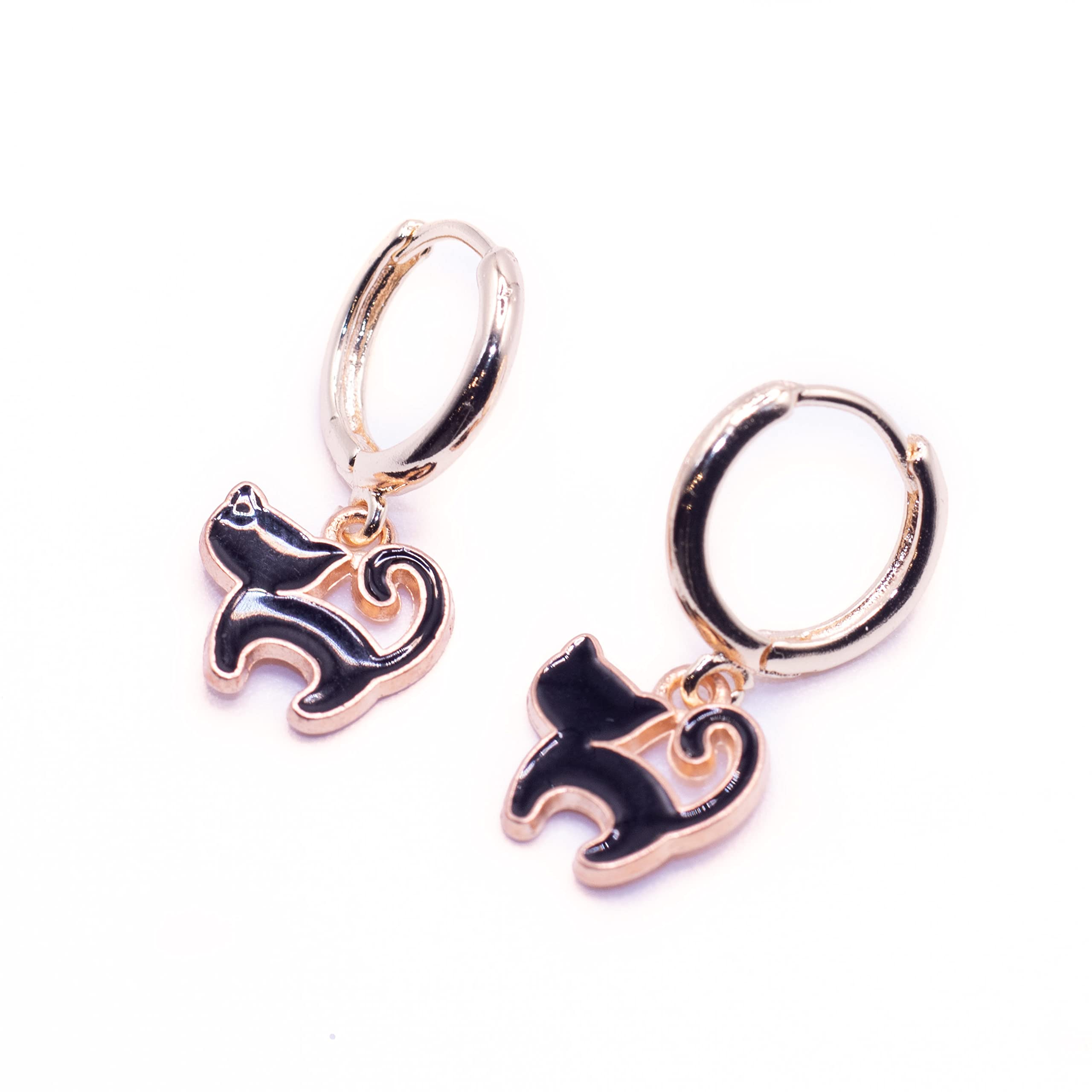 ZARZAMORA Pendientes Niña- Gato Chapados en Aro de Oro de 14 quilates-Aretes Colgantes Diseño Gatitos Esmaltados Divertidos en varios colores- Regalo original