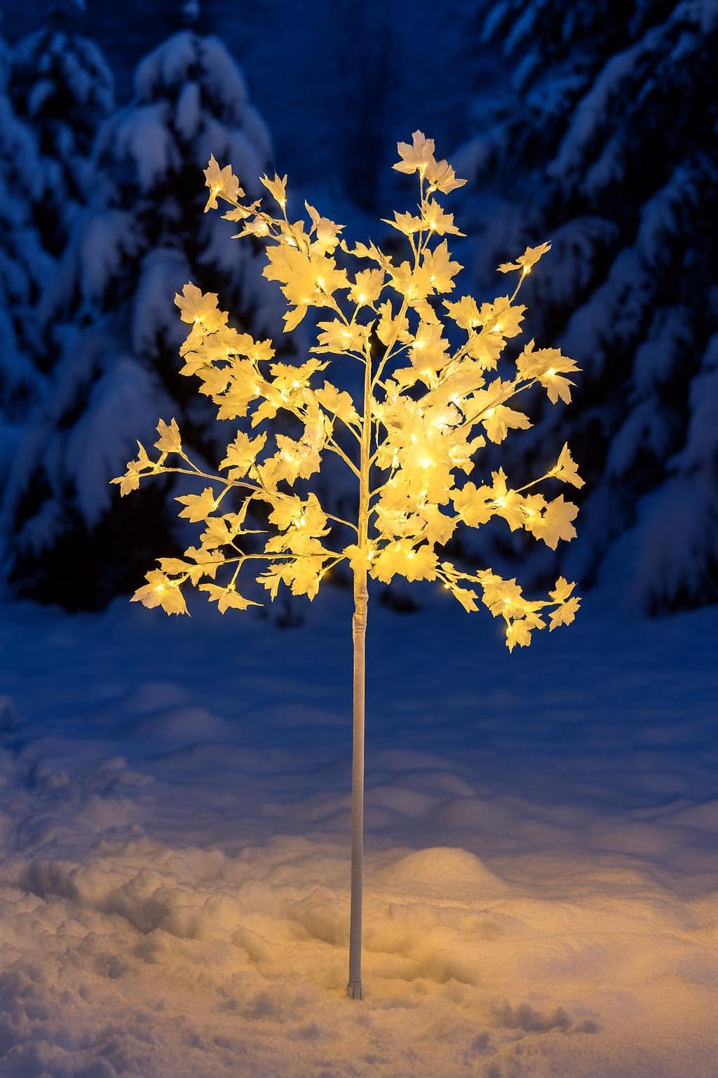 Northpoint LED Baum mit 120 weißen Blüten Wunderschönes warmweißes Licht 150m Höhe Timer Integriert 5m Netzkabel inklusive Heringe zur Befestigung Ideale Dekoration