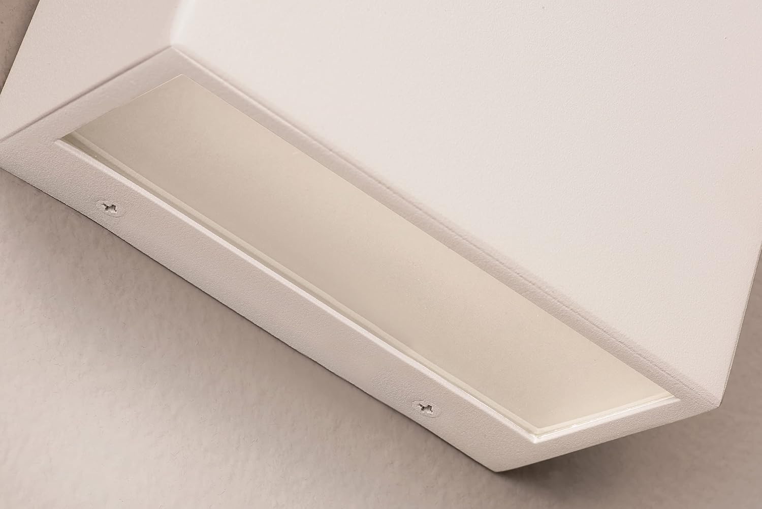 AFX Inc. DKTW050410L30D2WH Dakota LED 3 inch White Outdoor Sconce