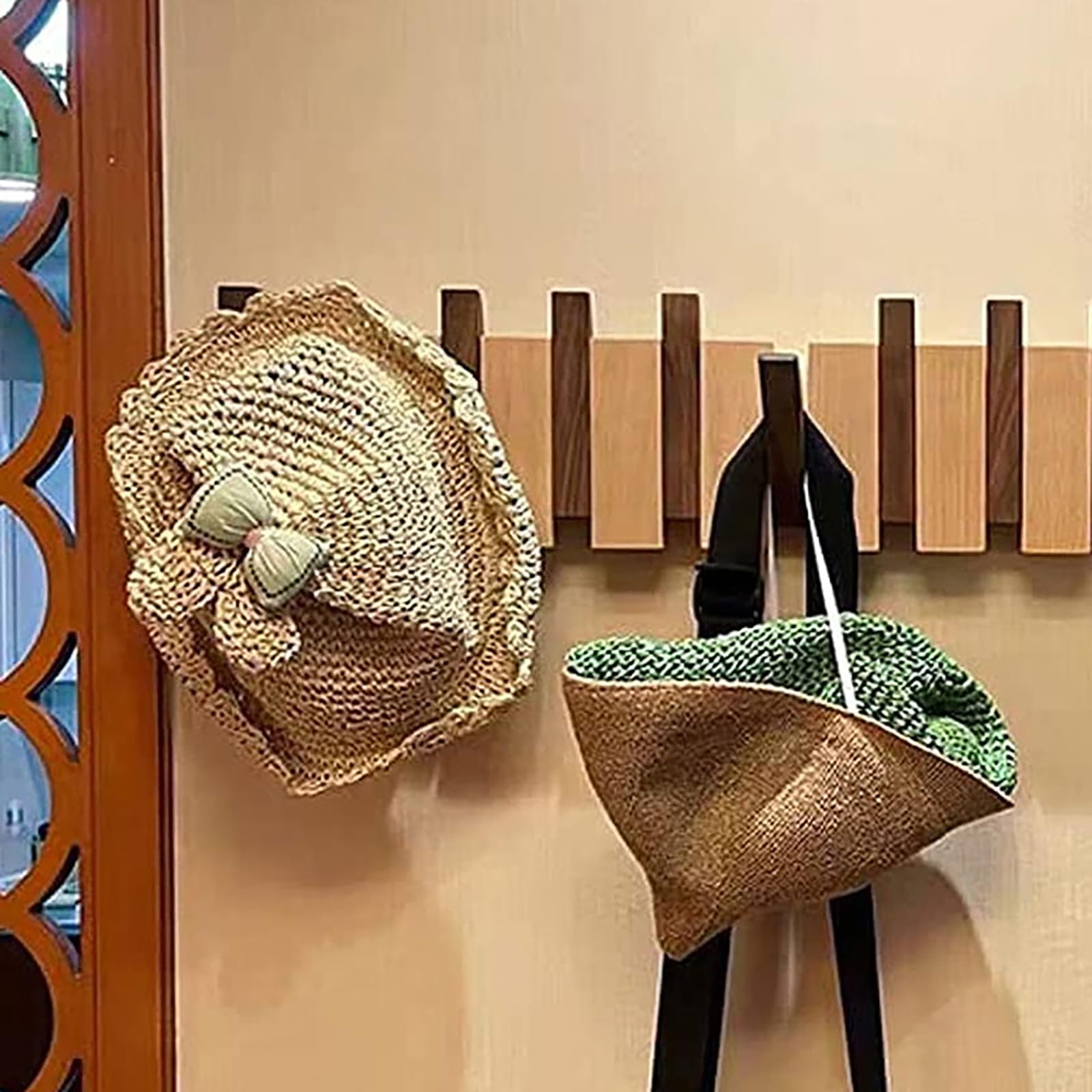 Porte-manteau mural en bois naturel style piano avec 7 crochets rabattables pour entrée, salle de bain, parfait pour accrocher chapeaux, écharpes, serviettes, parapluie, clés