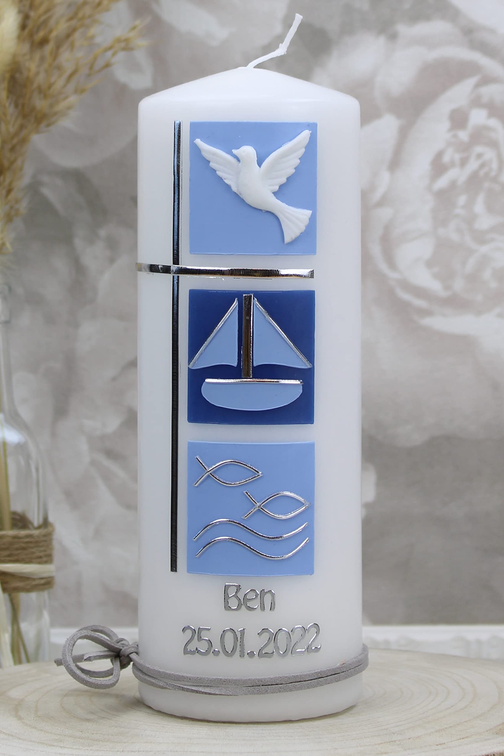 Taufkerze BEN Junge oder Mädchen mit Name und Datum, personalisiert und handverziert 1211
