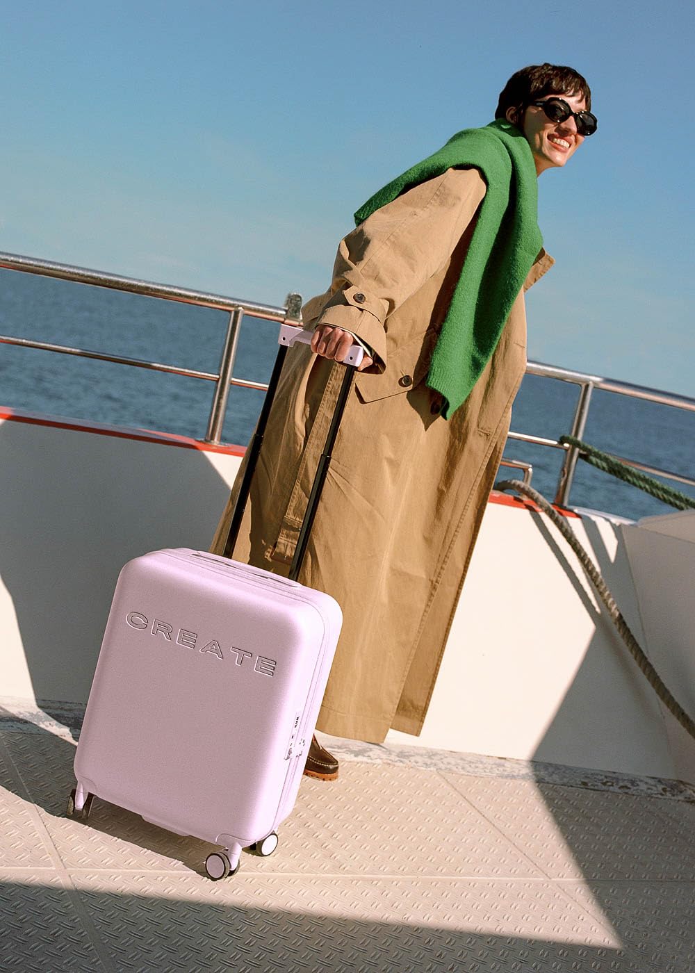 CREATE / Luggage Studio/Faltbarer Polykarbonat-Hartschalenkoffer Violett / 39x23x54cm / TSA-Vorhängeschloss, 4 multidirektionale Doppelrollen, Innenorganizer, Starke und langlebige Materialien