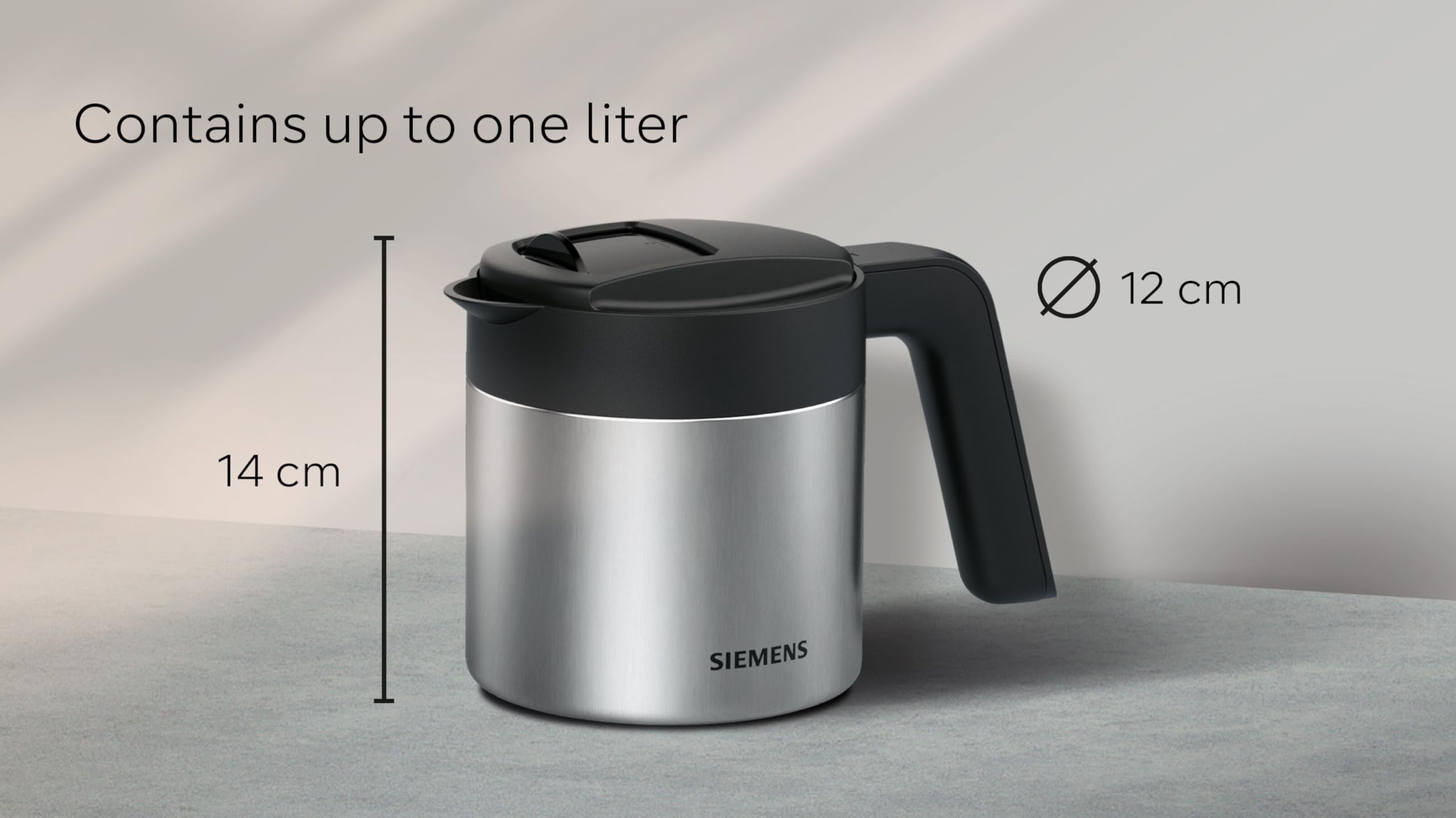 Siemens Thermo-Kaffeekanne TZ40001, direktes Brühen aus dem Kaffeevollautomaten, Warmhaltefunktion, Schiebedeckel, leicht zu reinigen, perfekt für EQ500, EQ700, EQ6 plus und EQ900, 1 L, Edelstahl