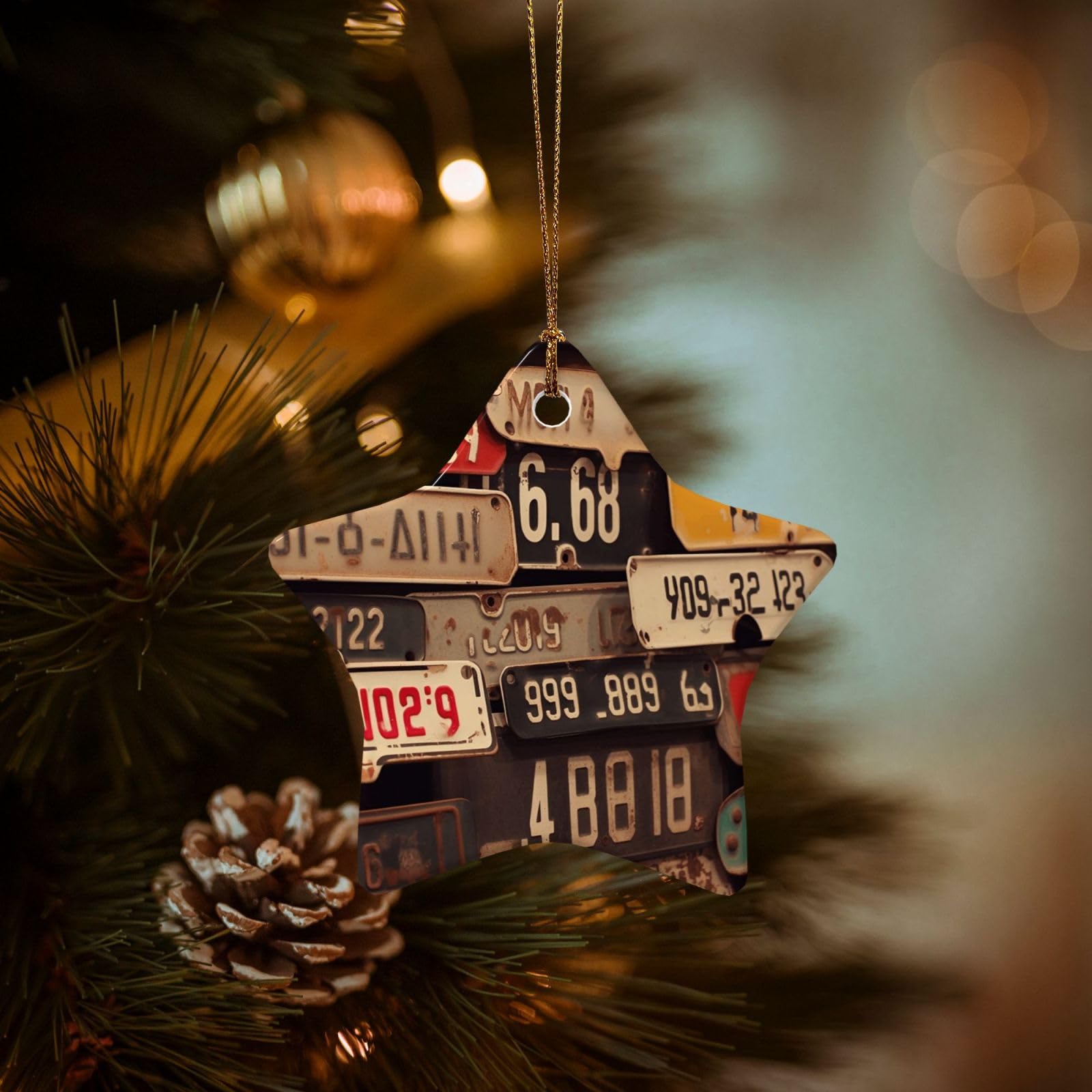 Christmas Tree Ornaments Ceramics Christmas Decorations Old License Plate Ornaments with Gold Ribbon Porcelain Xmas Tree Crafts Star Shape Hanging Pendant for Christmas Tree Party Decor