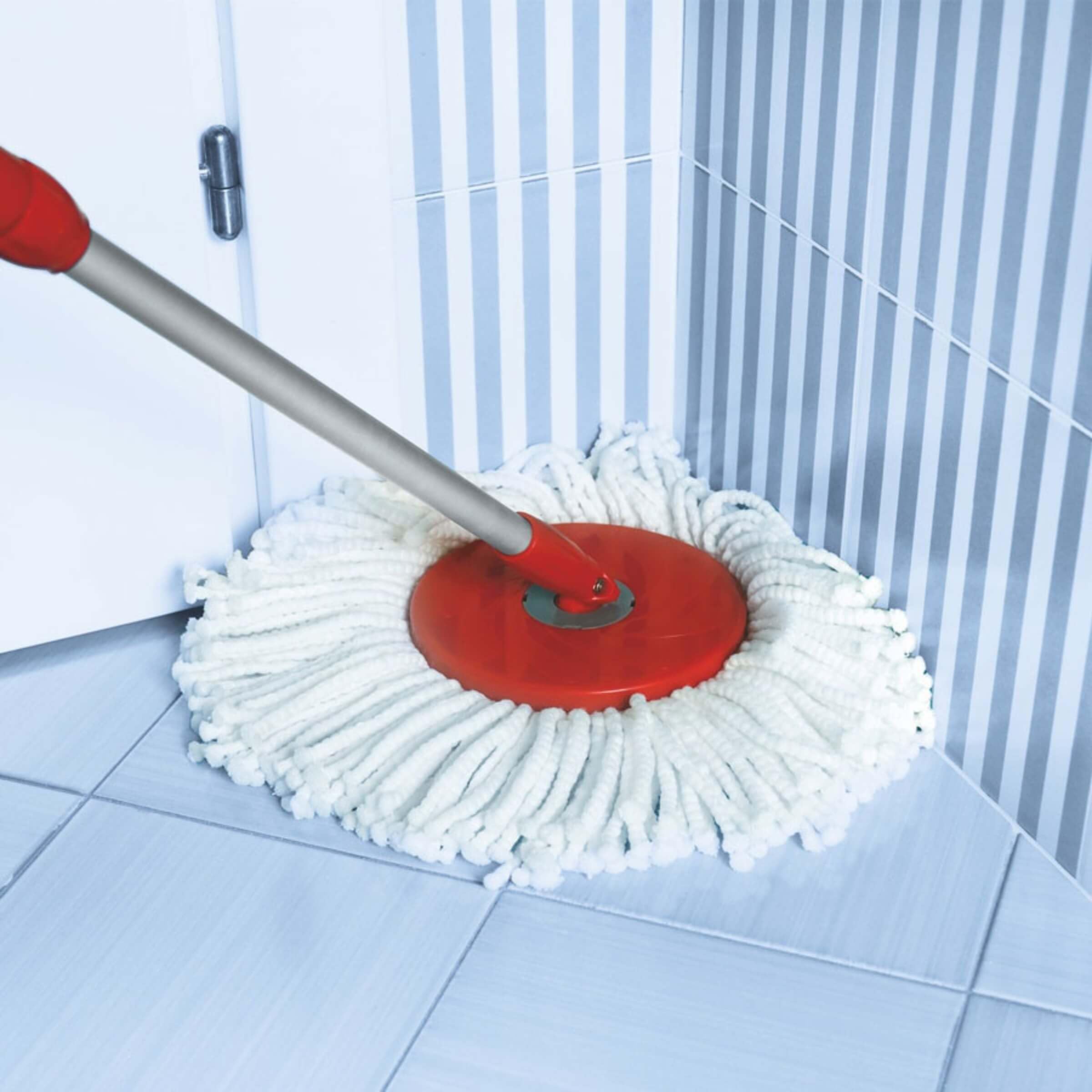 Rotomop Pro - Mocio con Secchio a Centrifuga in Acciaio INOX 18/10 | 2 Testine Lavabili (Bianco/Grigio) + Secchio Antigoccia | Pavimenti Senza Strisce, Sistema a Pedale
