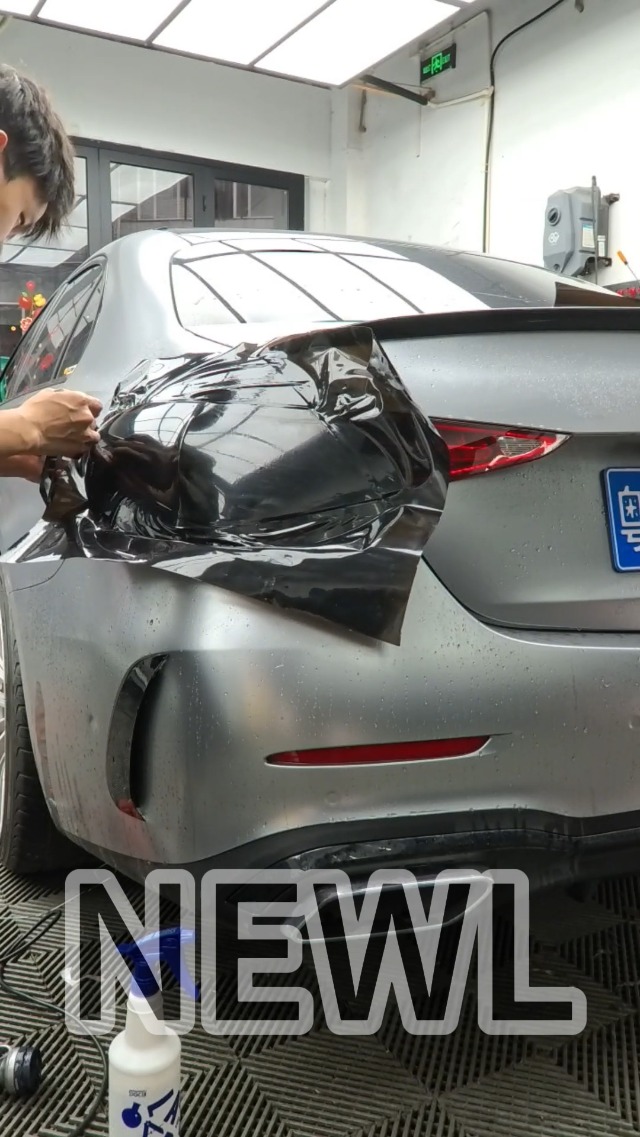 Pellicola Oscurante 3M Vetri POSTERIORI per Jaguar E-Pace Omologata