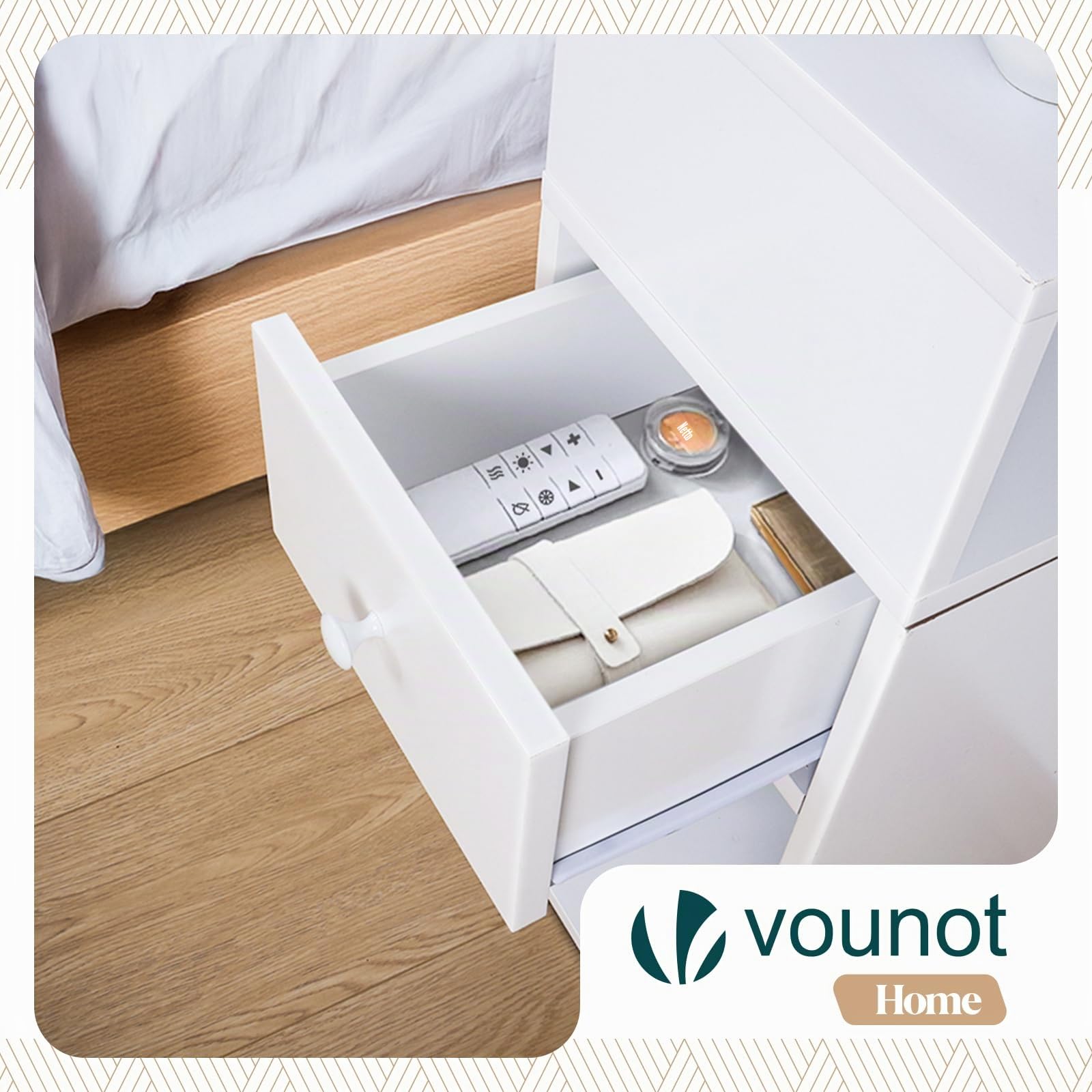 VOUNOT® Set di 2 Comodini Stretti con Cassetto e 2 Scomparti Aperti, Tavolino Comodino Salvaspazio, Design Moderno per Camera da Letto e Soggiorno, 25x30x66 cm, Bianco