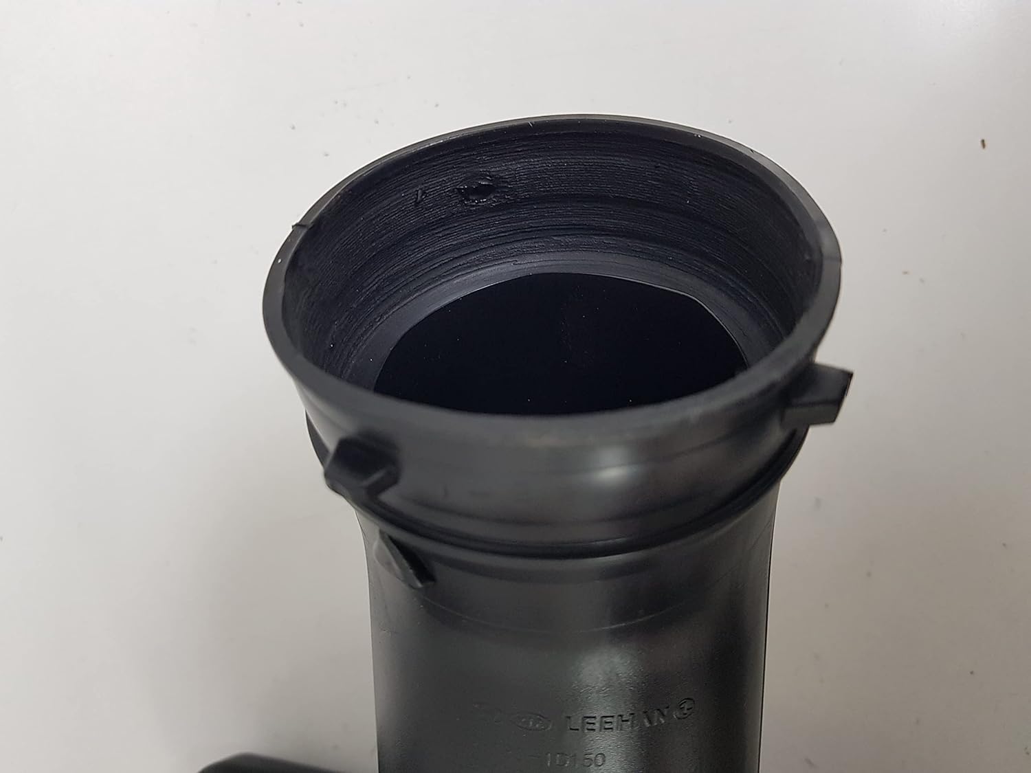 Genuine OEM 28130-1D100 Air Intake Hose / 281301D100 for Kia Rondo 08 Optima 06-07 / Replaces 281302G100