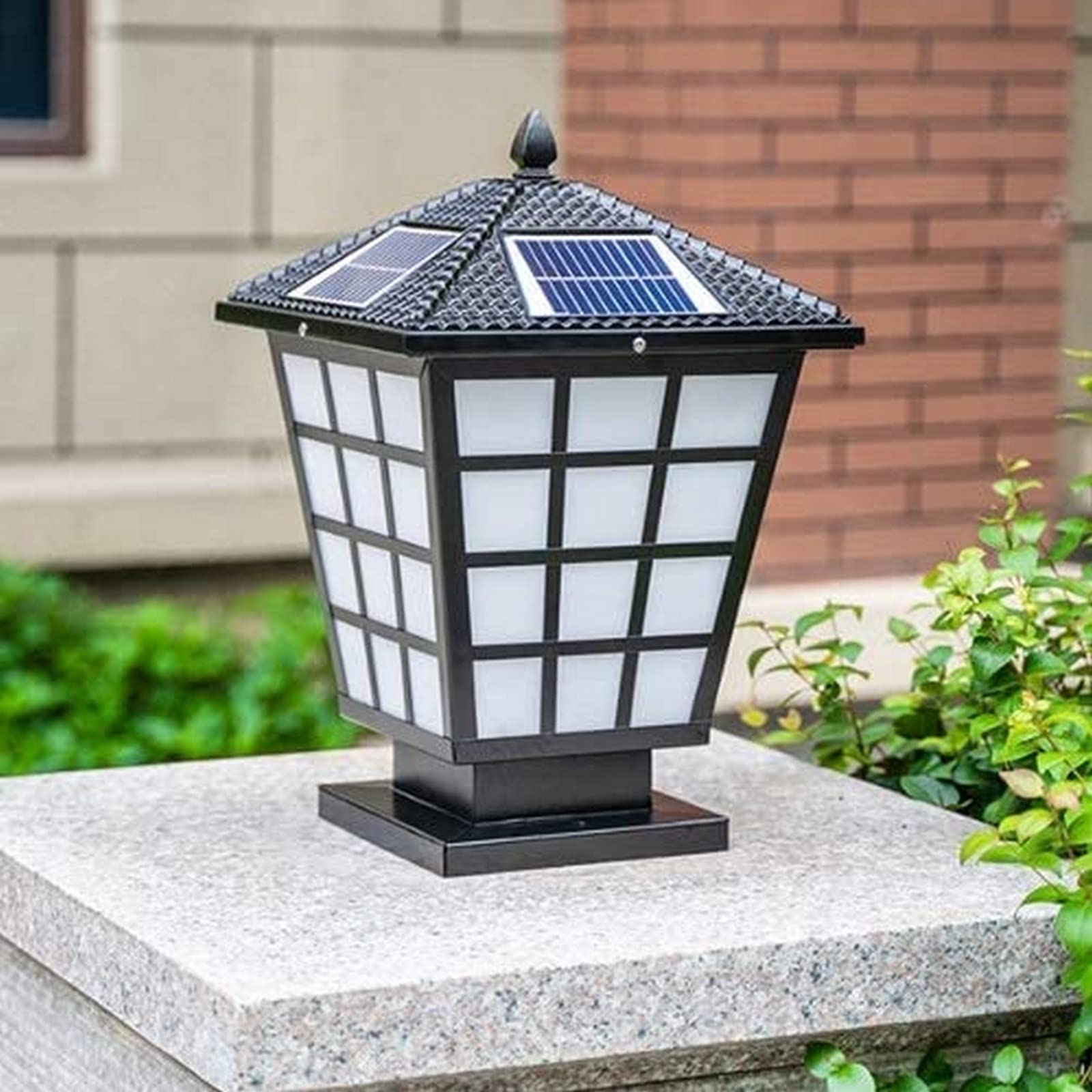 Lampe solaire de jardin pour poteau extérieur étanche ambiance terrasse