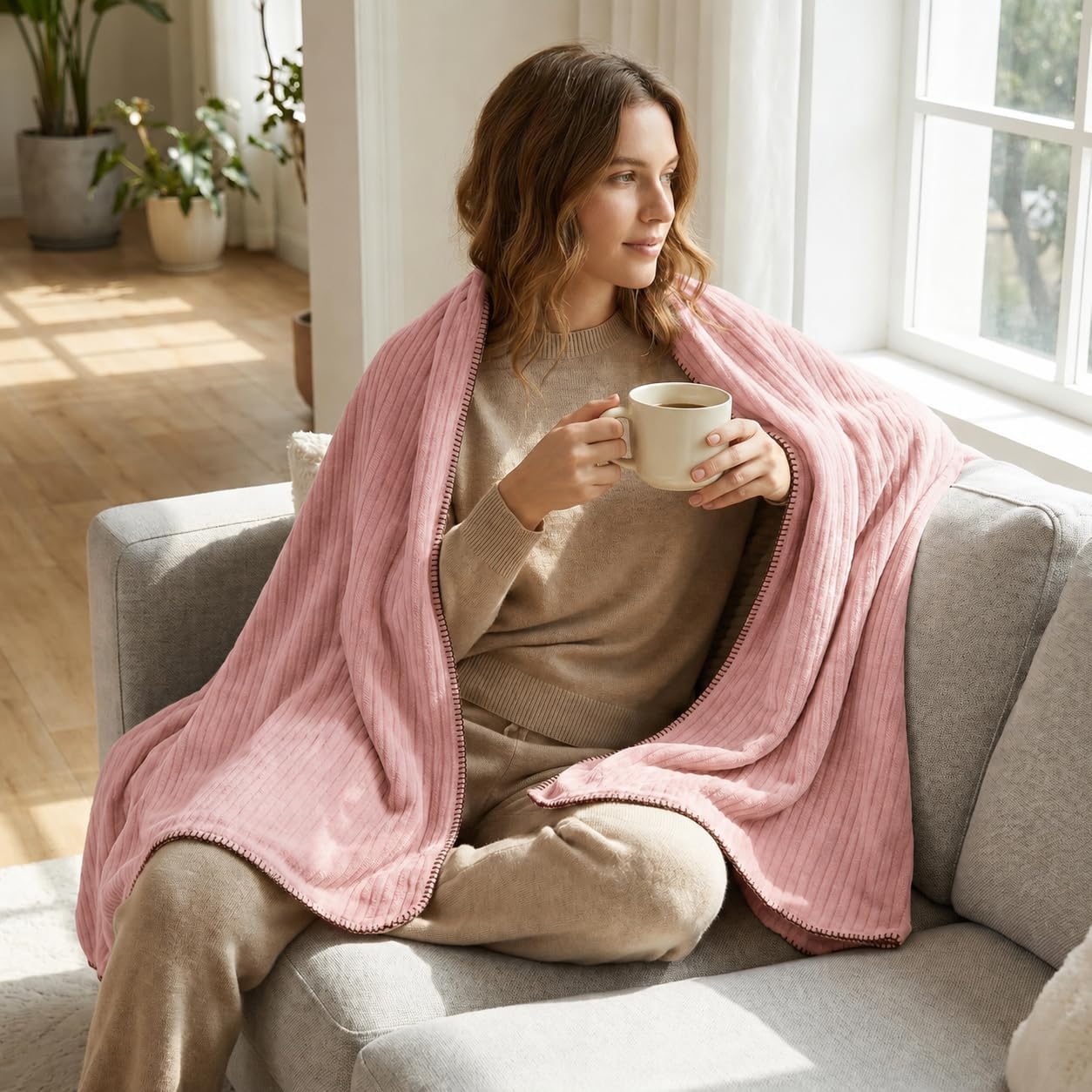 Soft Plush Fleece Blanket, 100% Polyester Lightweight Warm Jacquard Textured Blanket for Couch Sofa Bed, Cozy Blanket with Decorative Stitched Edge, 80" x 90", Dusty Pink