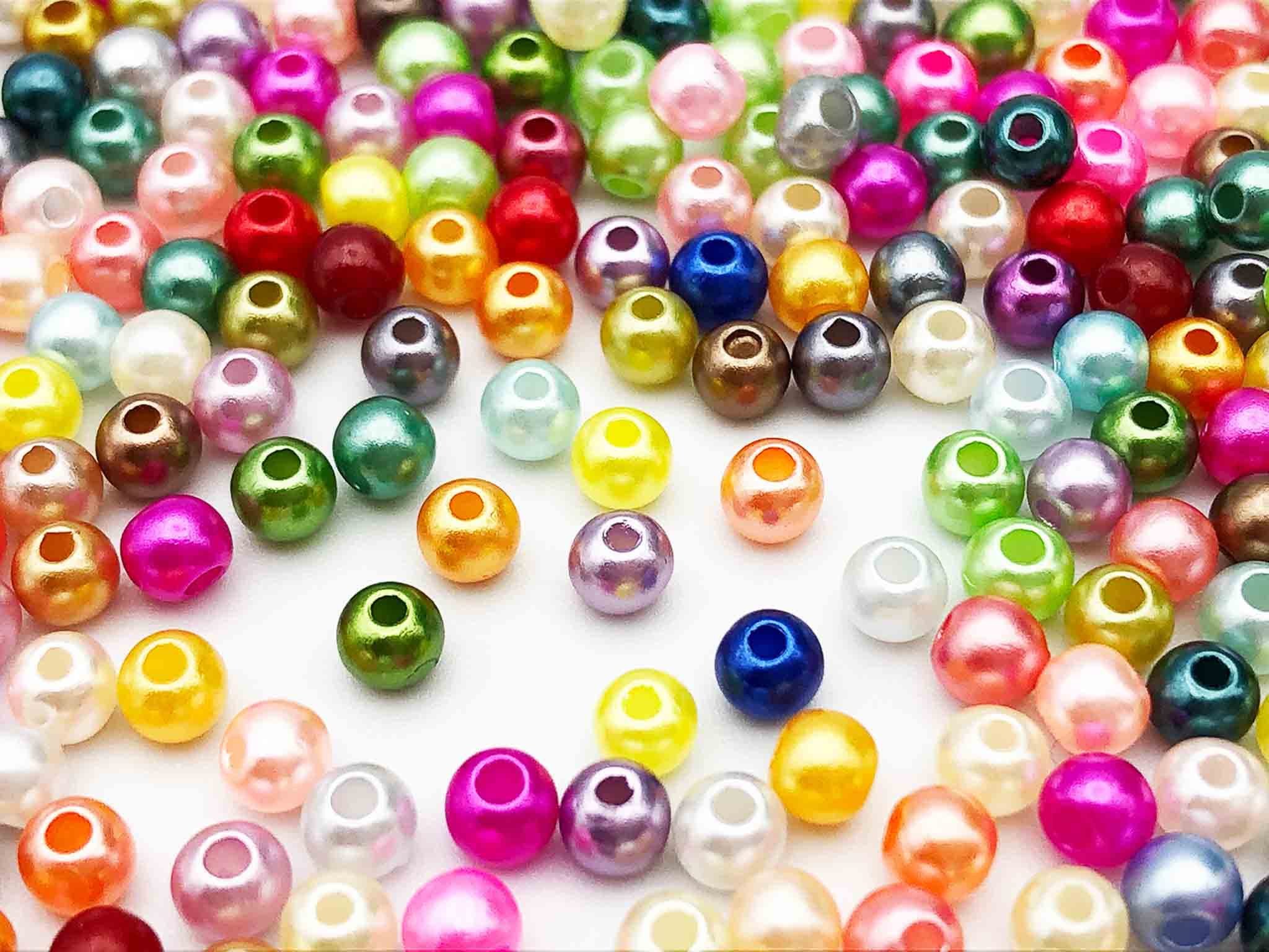 Amazon.co.jp: ファイニエ パールビーズ 4mm 穴あり プラ 丸 2000個 