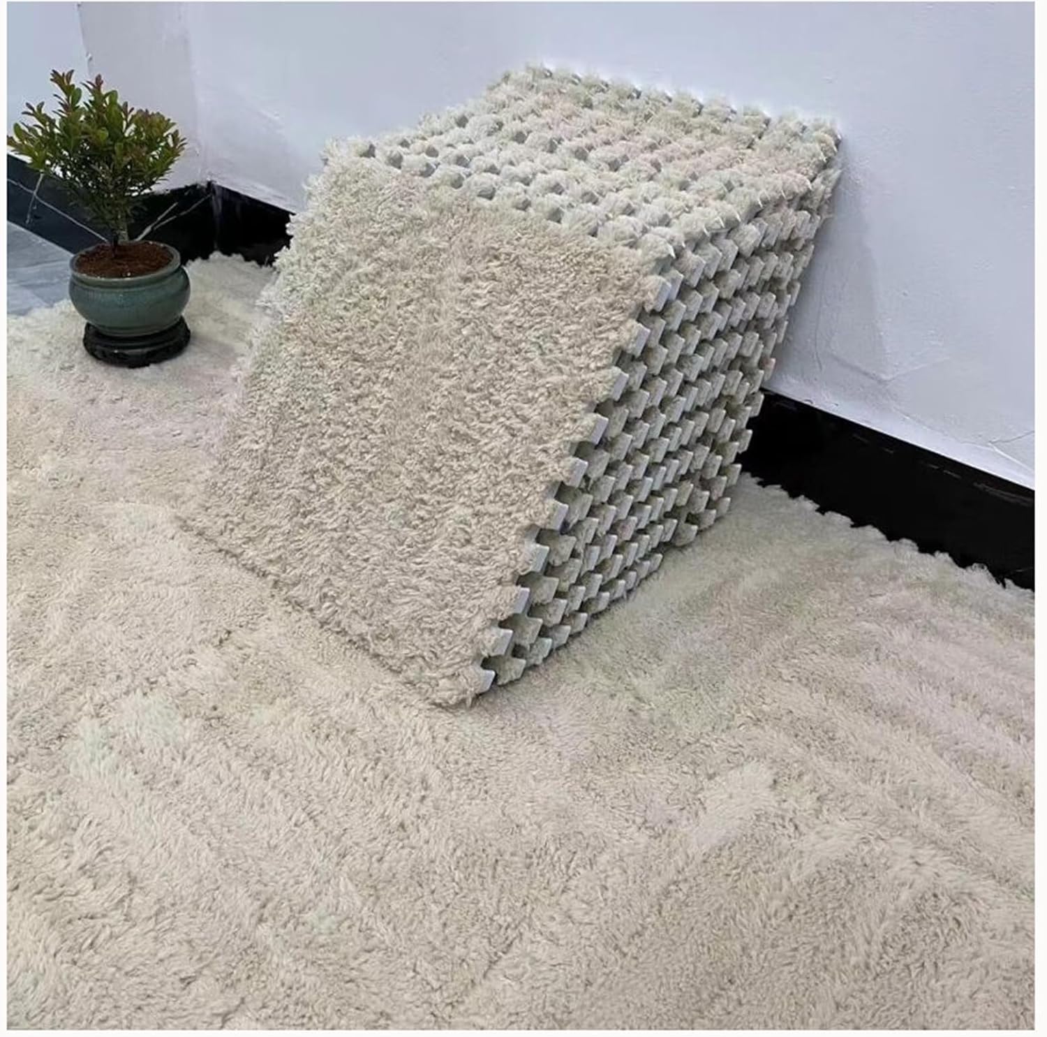 30pcs 0.4" Thick Shaggy Interlocking Foam Carpet Tiles with Border, Fluffy Eva Anti Slip Jigsaw Floor Tiles, Plush Foam Floor Mat for Parlor Bedroom(Apricot)