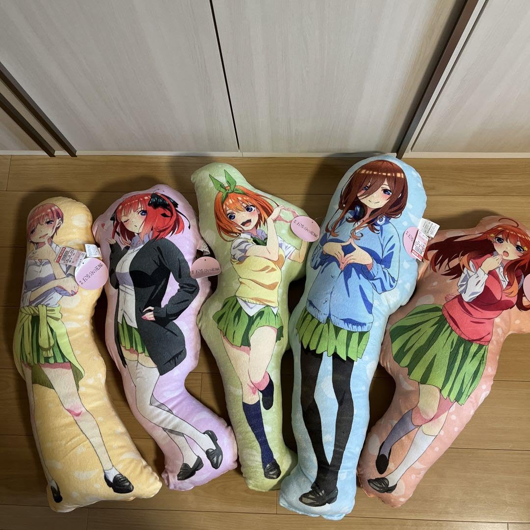 五等分の花嫁 ダイカット クッション Amazon.co.jp: しまむら 五等分の花嫁 ダイカットクッション : ホーム