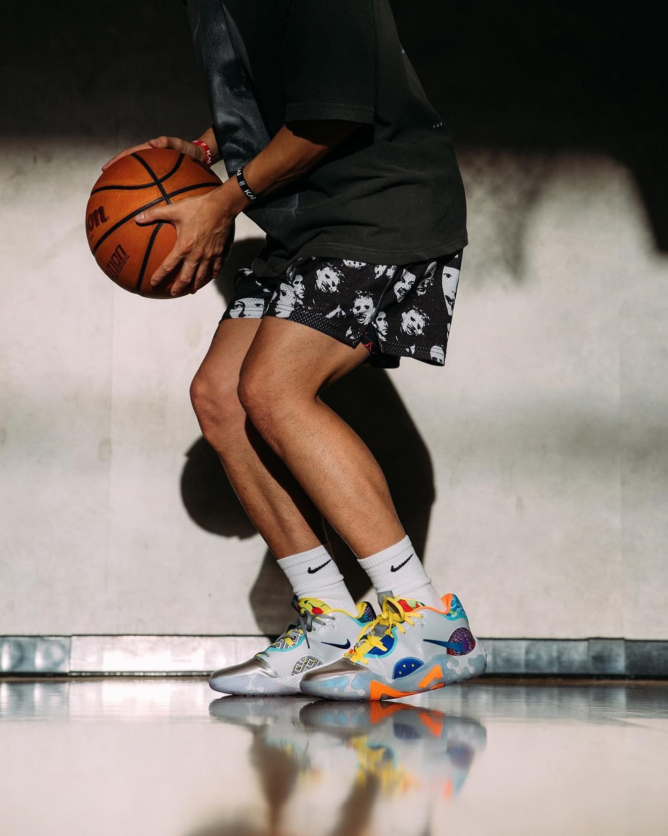 Short de basket-ball rétro pour homme avec imprimé graphique