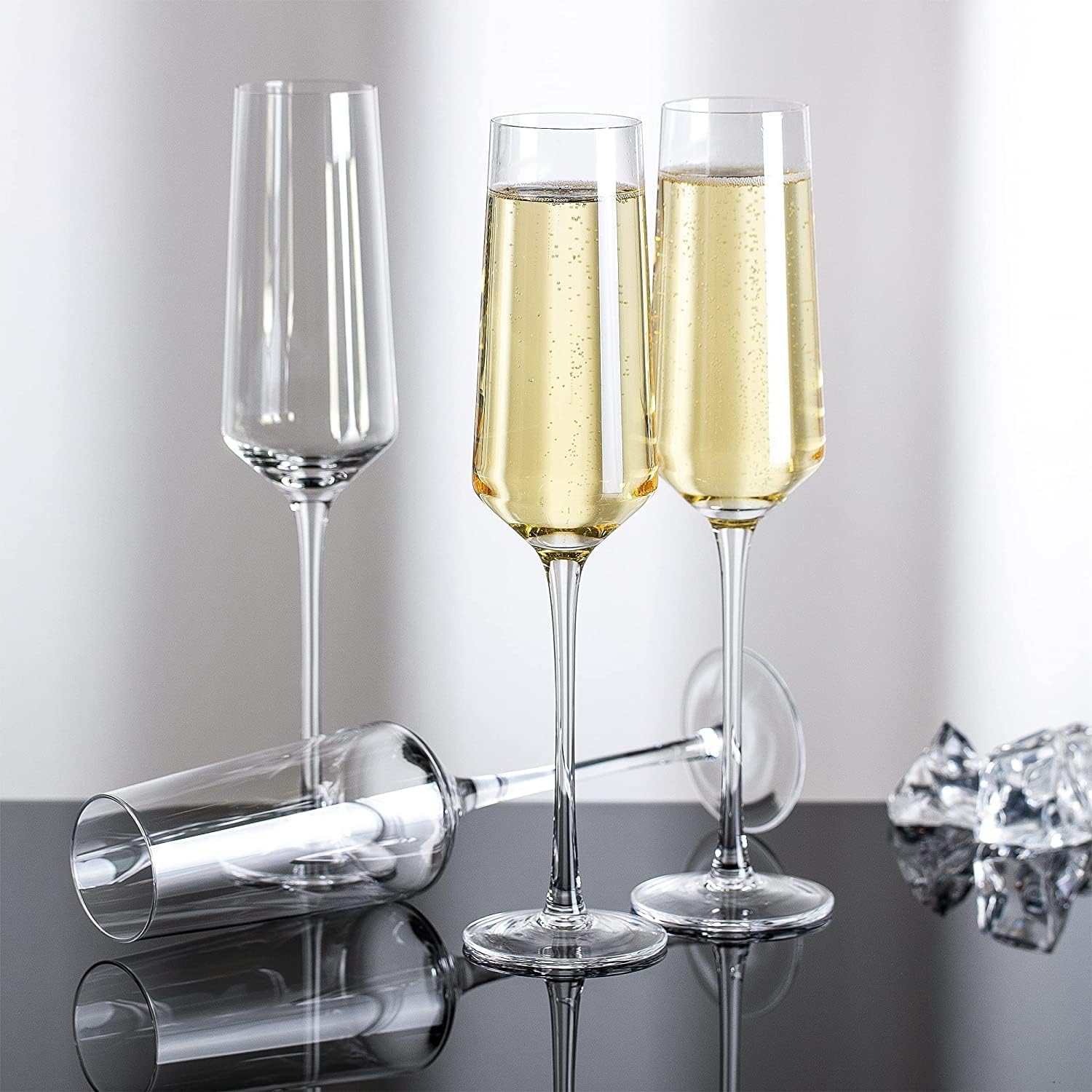 Champagne Flutes-Hand Blown Crystal Glasses Set of 4, 8oz Elegant Champagne Flutes, Ideal gift for Wedding,Anniversary, Shower Party Supplies-8oz, Clear