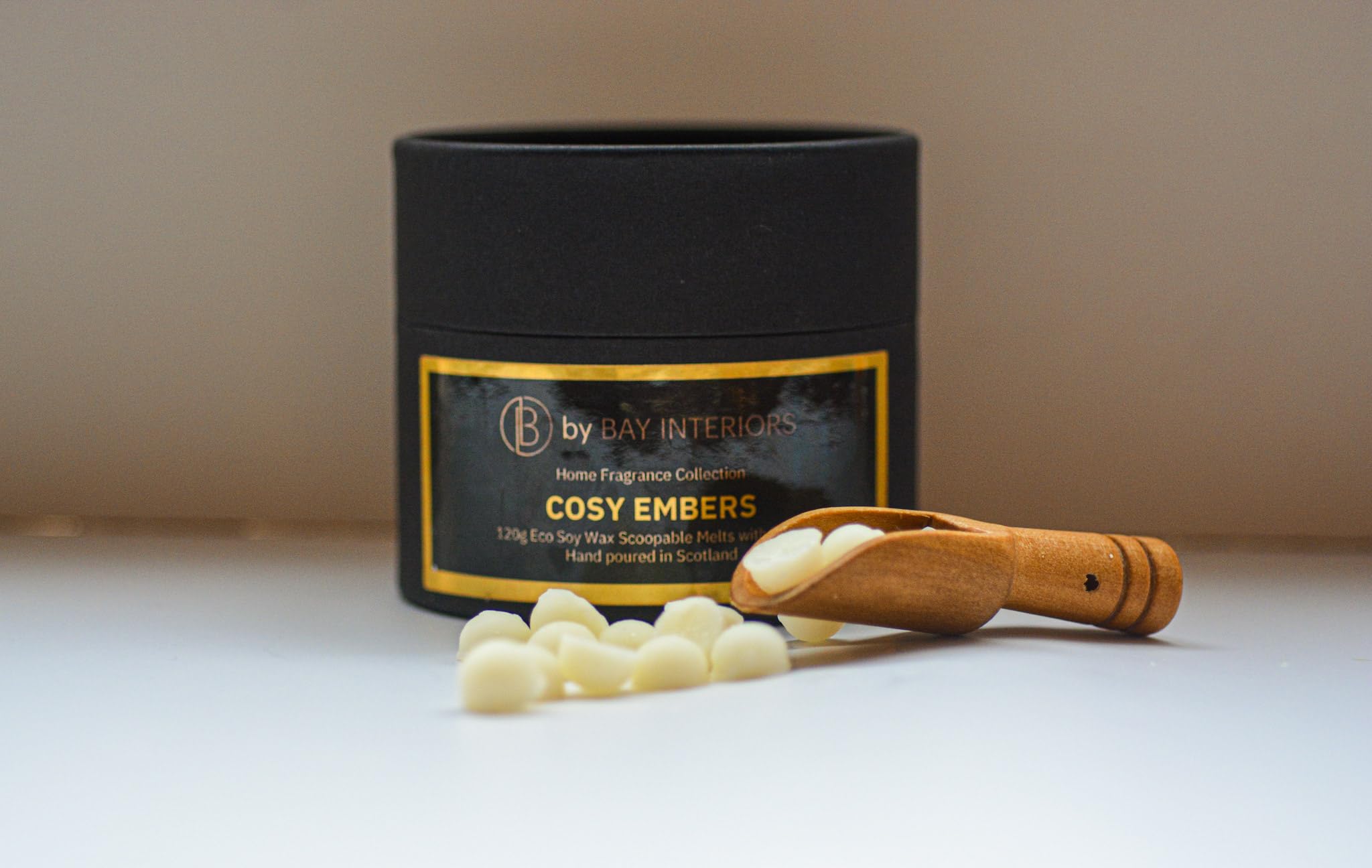 By Bay Interiors Grey Scoopies Eco Soy Wax Scoopable Melts Highly Scented Vegan No Plastic 120G (Cosy Embers Signature Collection)