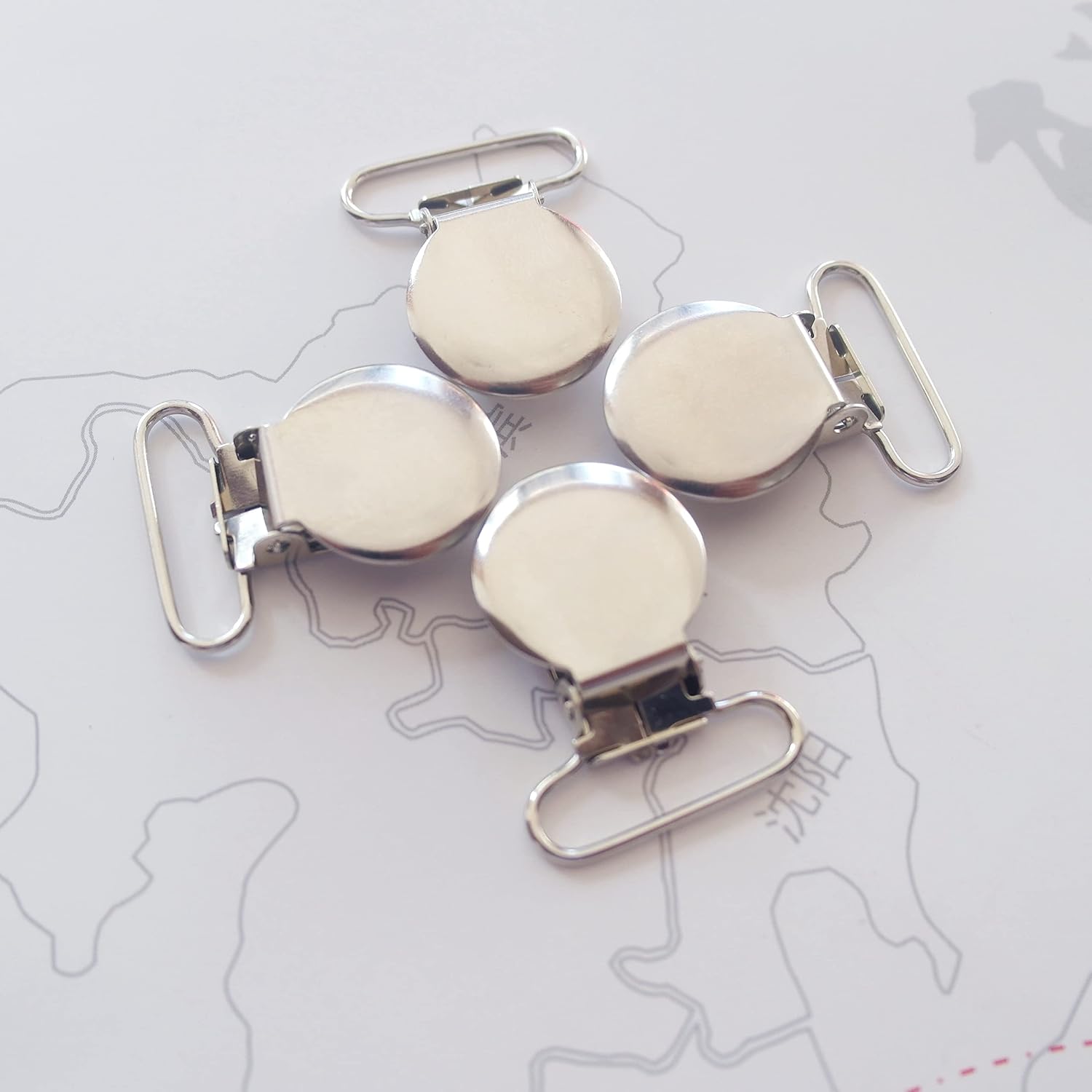 1" Pacifier Suspender Clips, Pacifier Clips with Plastic Teeth Insert Perfect for Crafts Making Pacifier Holders/Bib/Dummy Holder Clip Silver (50pcs)