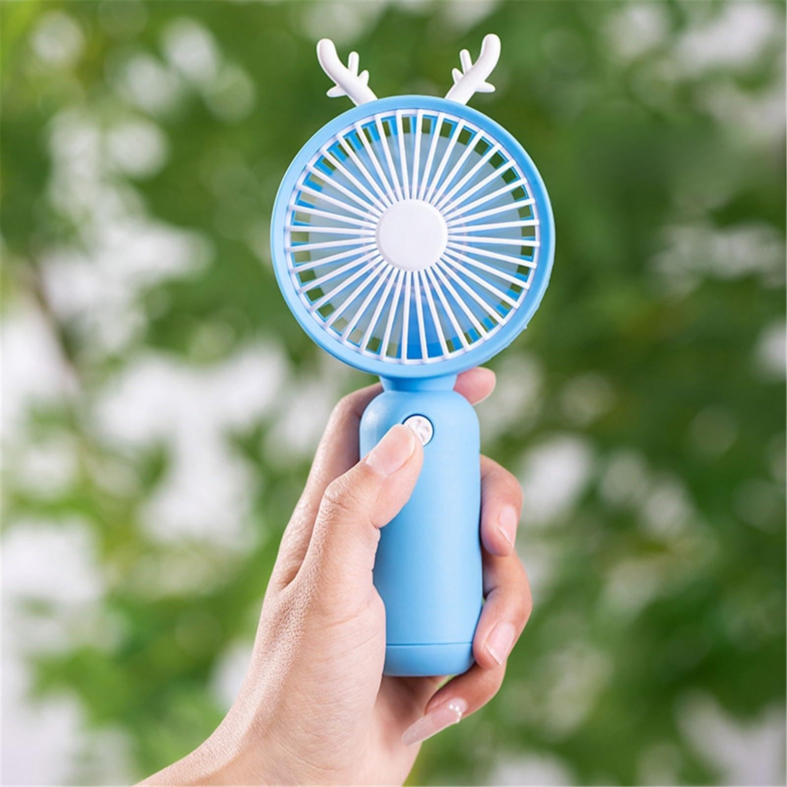 Petit ventilateur de bureau USB bleu : finissez-en avec la chaleur au travail grâce au format macaron