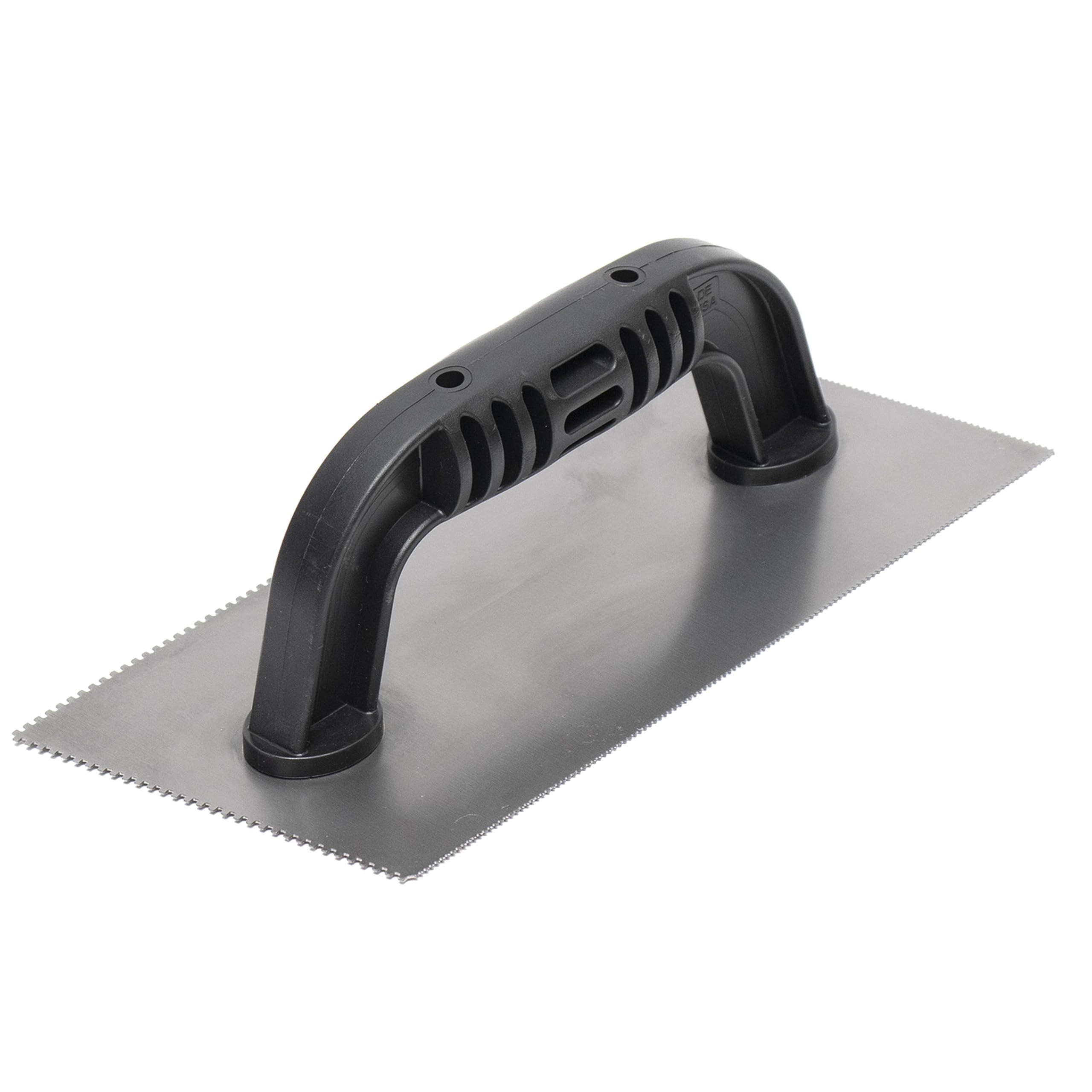 Truelle d'épandage Marshalltown QLT acier étalement régulier 10,2cm