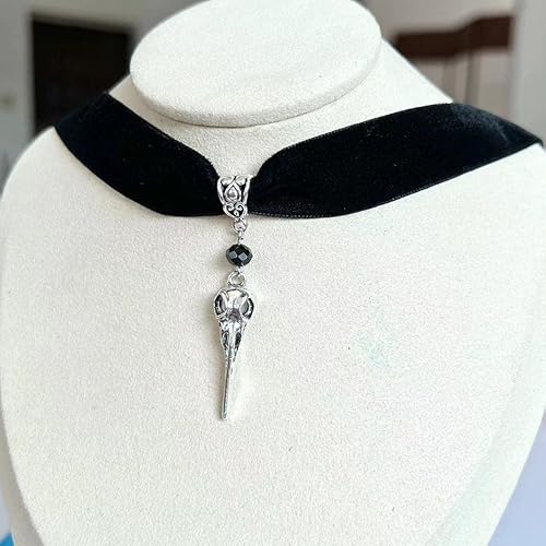 Miniatura 5 de Gothic Black Velvet Goth Choker Necklace for Women,Cameo Black Choker Crow Skull Pendant Necklace Vintage Collar Skull Necklace Gothic Jewelry