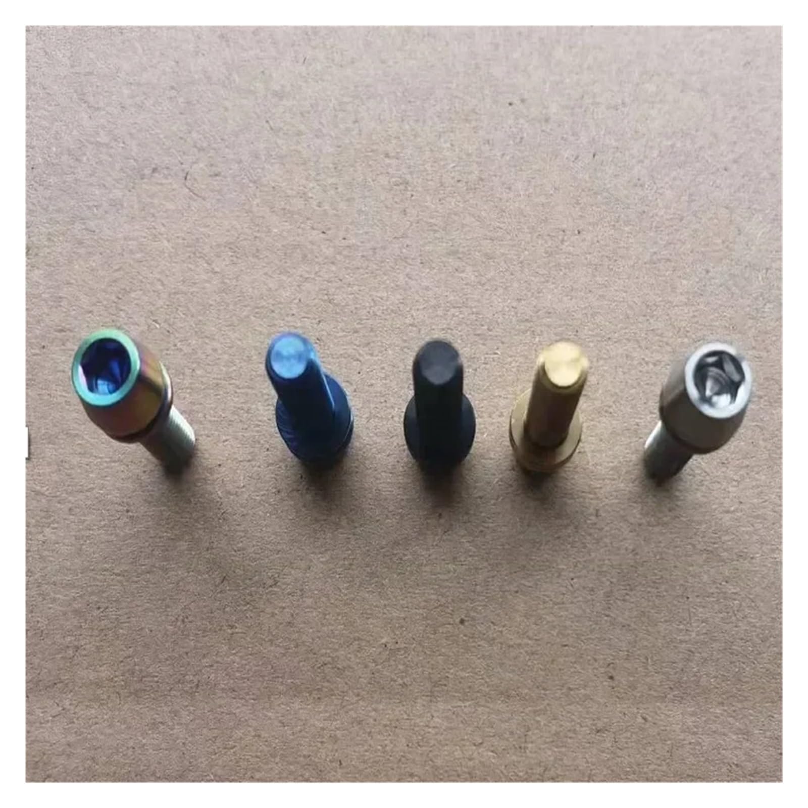 Wanyifa Tanio Ti M5x16mm M5x18mm M5x20mm per attacco manubrio Wanyifa Tanio Ti M5x16mm M5x18mm M5x20mm per attacco manubrio