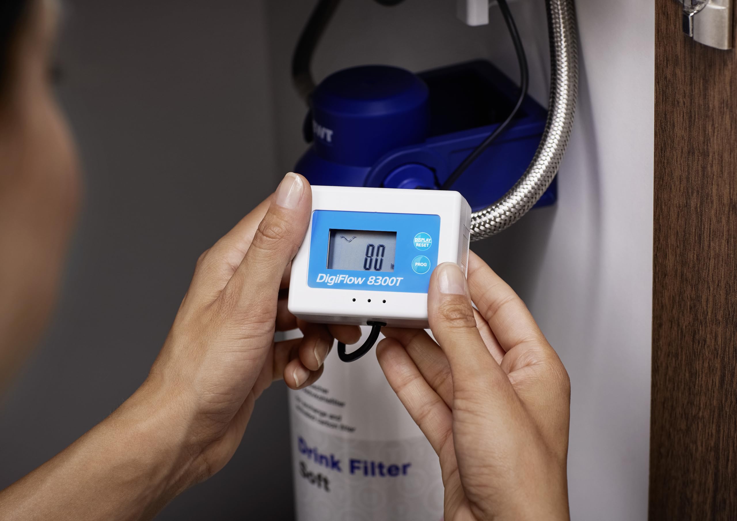 BLANCO CATRIS-S Flexo Filtre | Robinet de cuisine en acier inoxydable | Haute pression | Eau filtrée avec le filtre BWT | Changement du jet clair au jet de douche | Qualité de l'eau sûre et économie