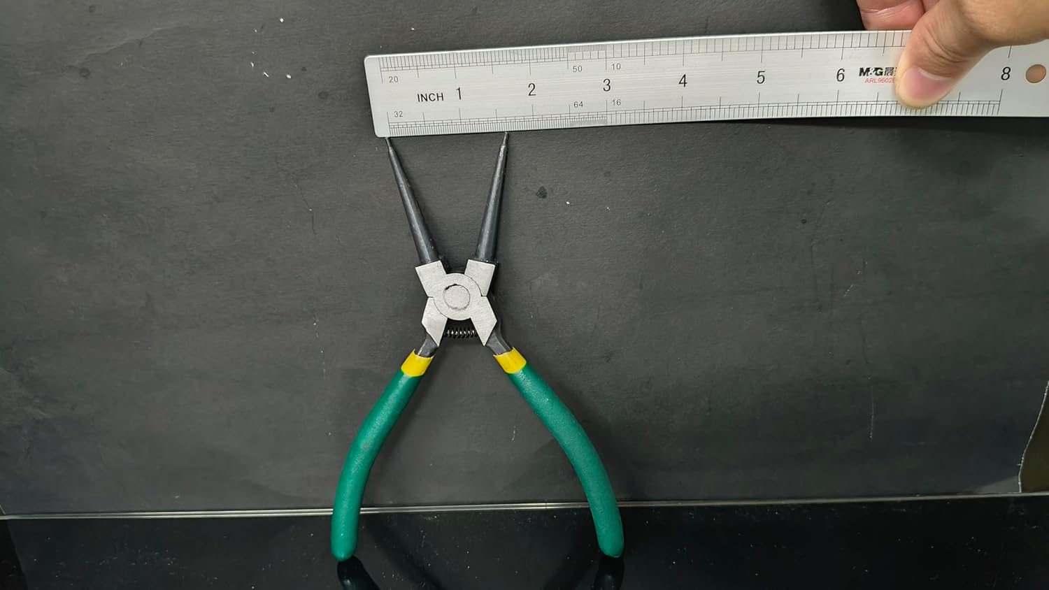 4-piece Snap Ring Plier Set, 7 in (17.8 cm) Round Nose C-Clamp, for Snap Ring Removal, with green Storage Case