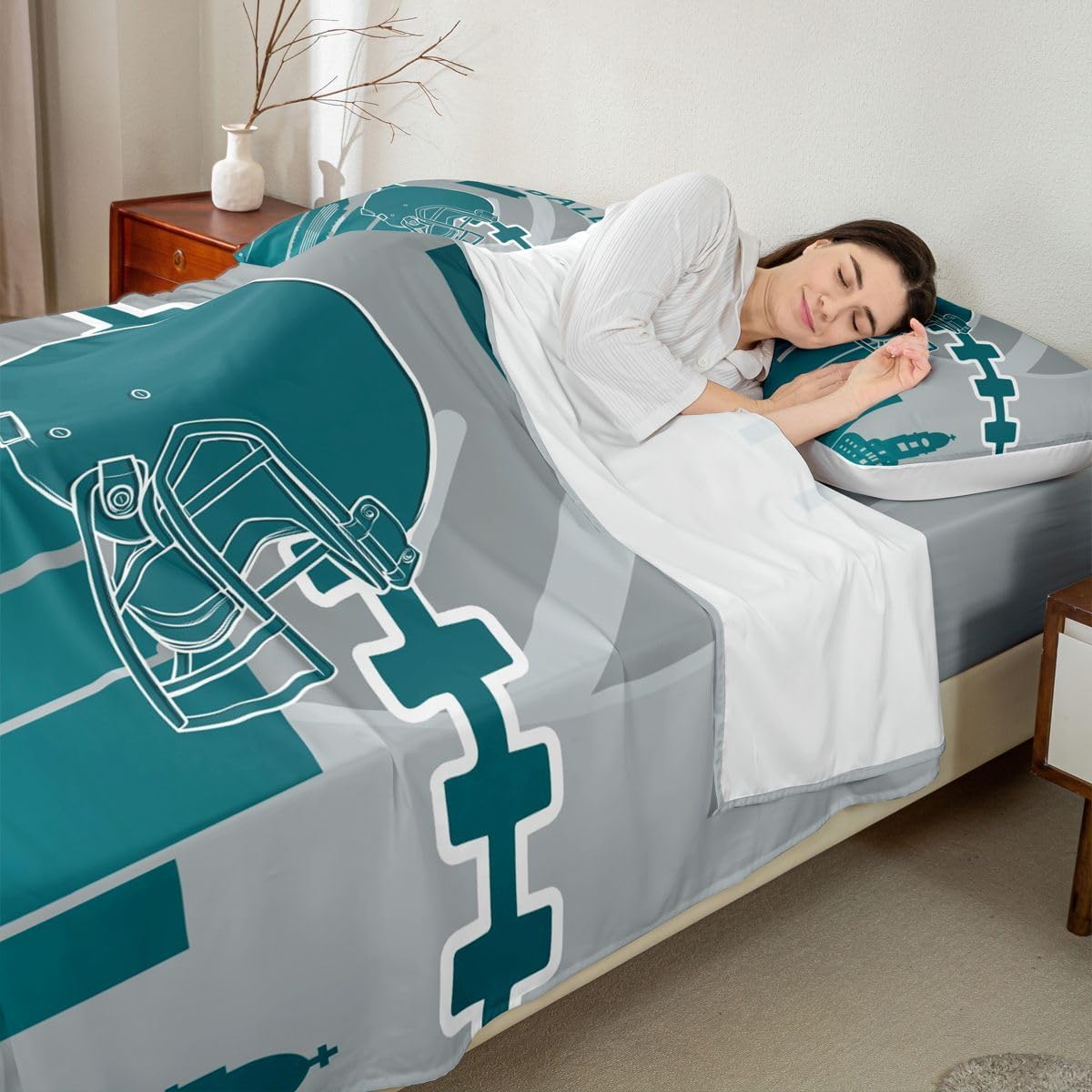 Erosebridal Football Bed Sheets Set - Full Size, Sports Fans Sheet Set for Kids Boys Girls, Team Sheets, Flat Fitted Sheet with 2 Pillow Shams - Image 3