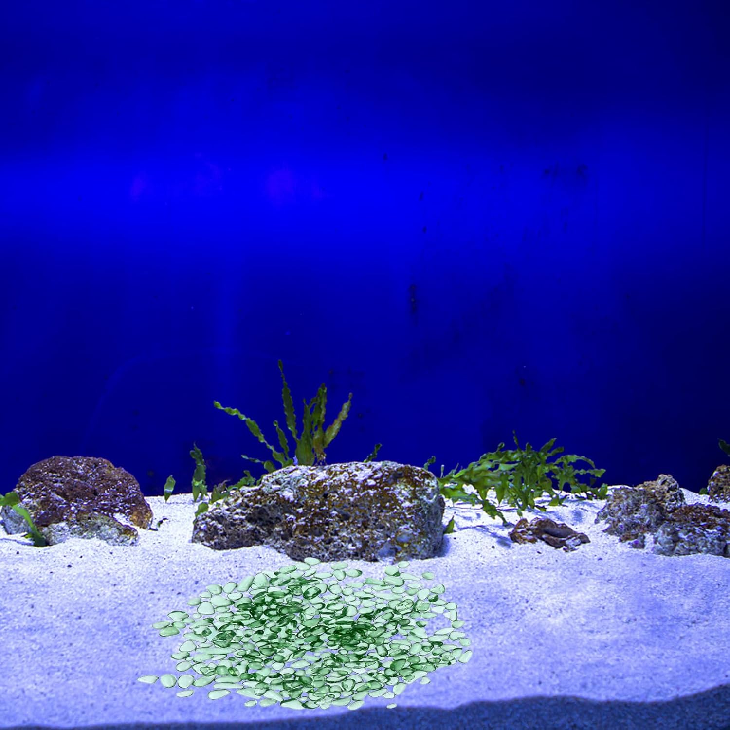 Healifty Colorful Aquarium Fish Tank Stones 500g Glass Quartz Pebbles Crystal Decor for Fish Tanks and Terrariums