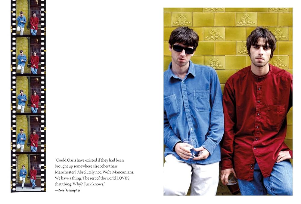 マンチェスター　写真集　Kevin Cummins Oasis Oasis in a London alleyway, 1994 — Limited Edition Print