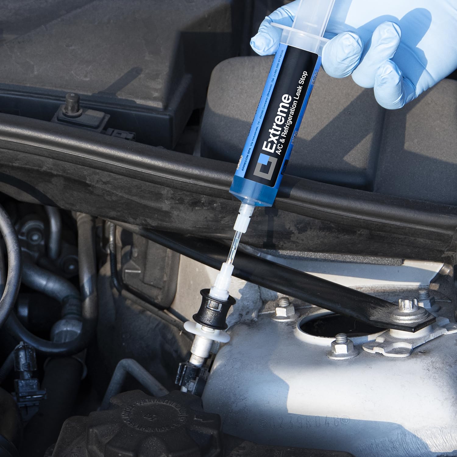 ERRECOM Extreme - 30 ml, Turafalle per Impianti di Climatizzazione Auto funzionanti con Gas Refrigerante R134a, Include Adattatore per Valvola di Carica Lato Bassa Pressione Gas R134a