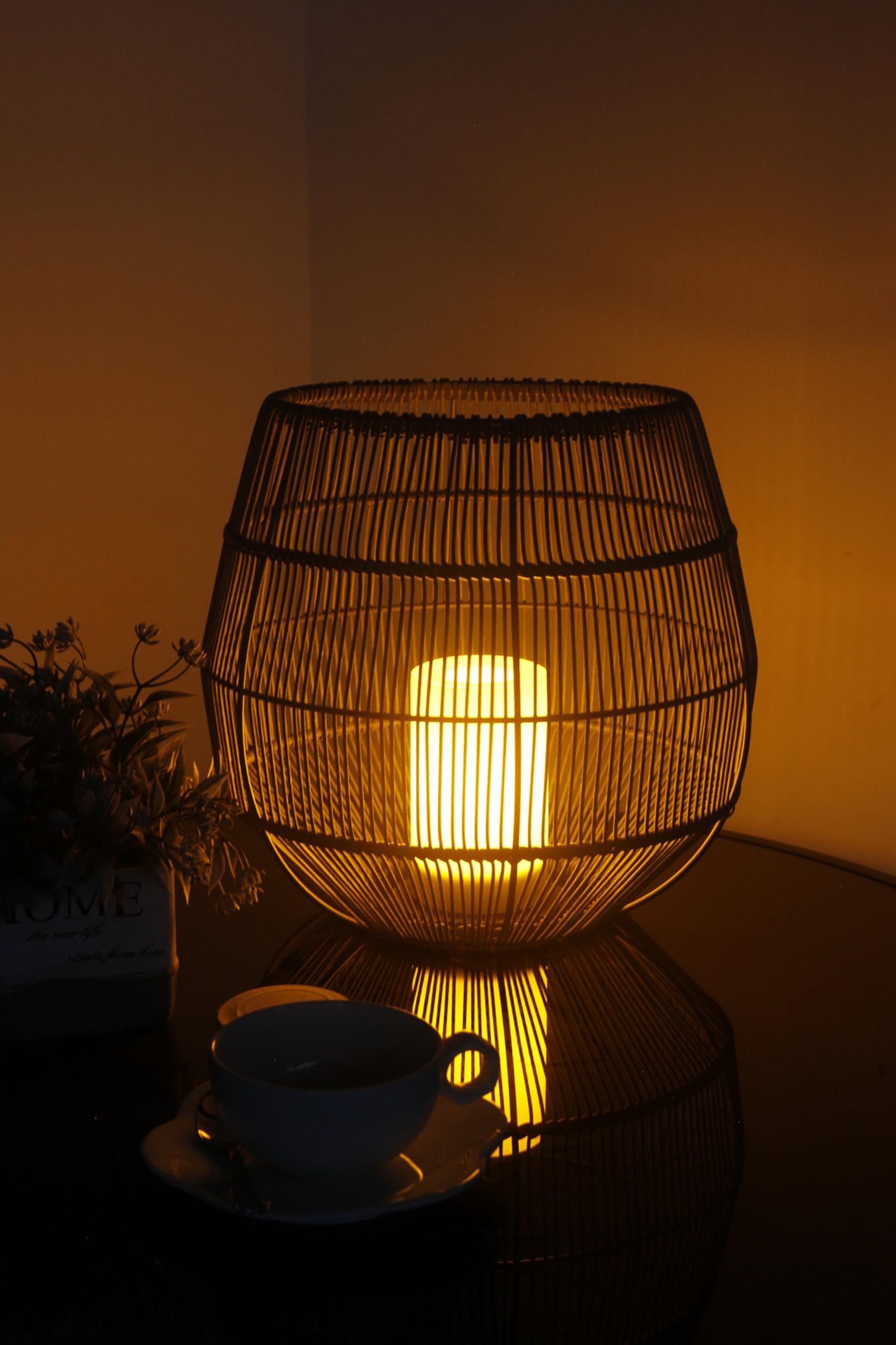 Latarnia solarna ze świecą LED, do użytku na zewnątrz, z polirattanu, 28 cm, lampa solarna, lampa solarna, lampa rattanowa, bezprzewodowa, lampa stołowa na zewnątrz