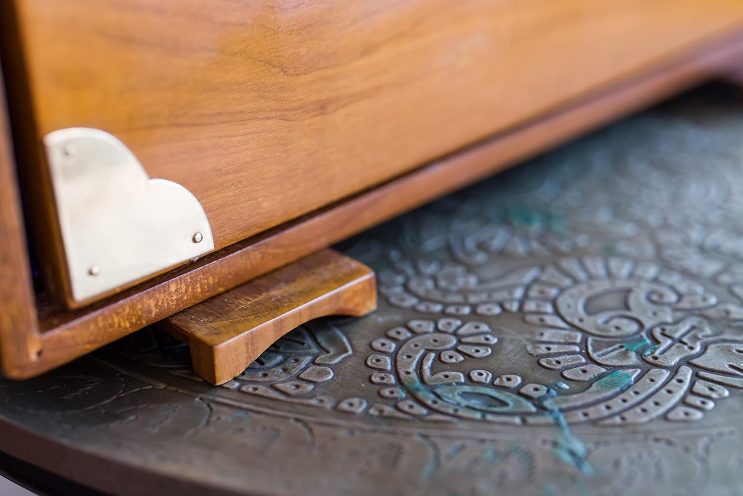 Shruti Box, Maharaja Premium, Teak Wood, Brass, 16x12x3 Inch, Bag, In USA, C-to-C, Tuned 440, Surpeti Instrument. Best for Yoga, Kirtan, Vocal SB -L