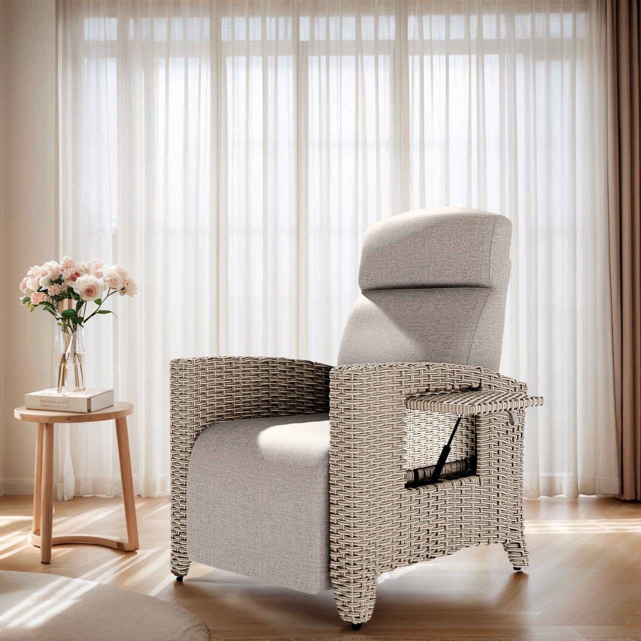 Poltrona Reclinabile Rattan, Ergonomica, Schienale Regolabile, con Cuscino Spesso, Adatta per Interni, Balcone, Giardino, Cortile (Bordi in Rattan Marrone + Cuscino Albicocca)