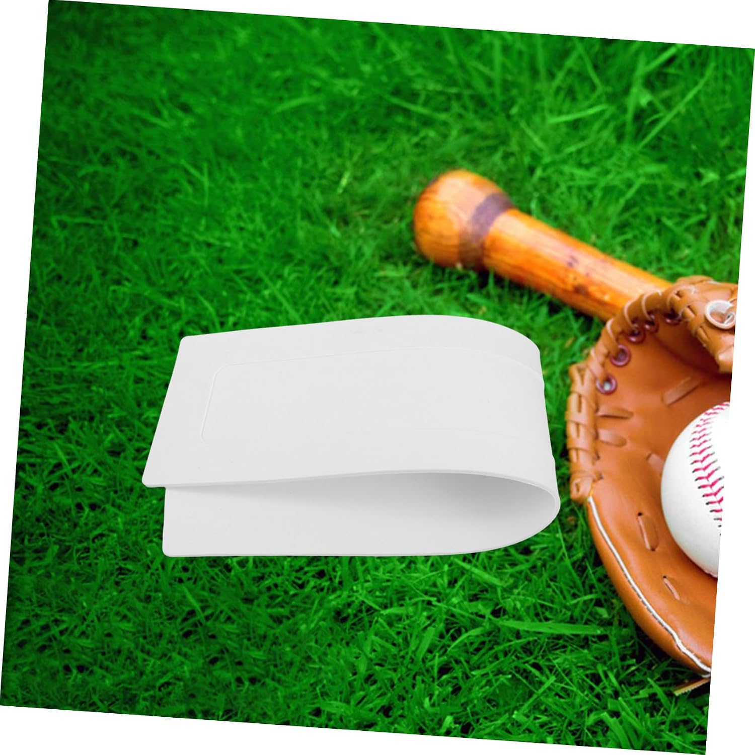 KOMBIUDA Baseball Pitcher Training Plate Durable Inground Home Plate Marker Mat for Pitching Practice Flexible Use Various Baseball Settings Unique Design for Enhanced Field Experience