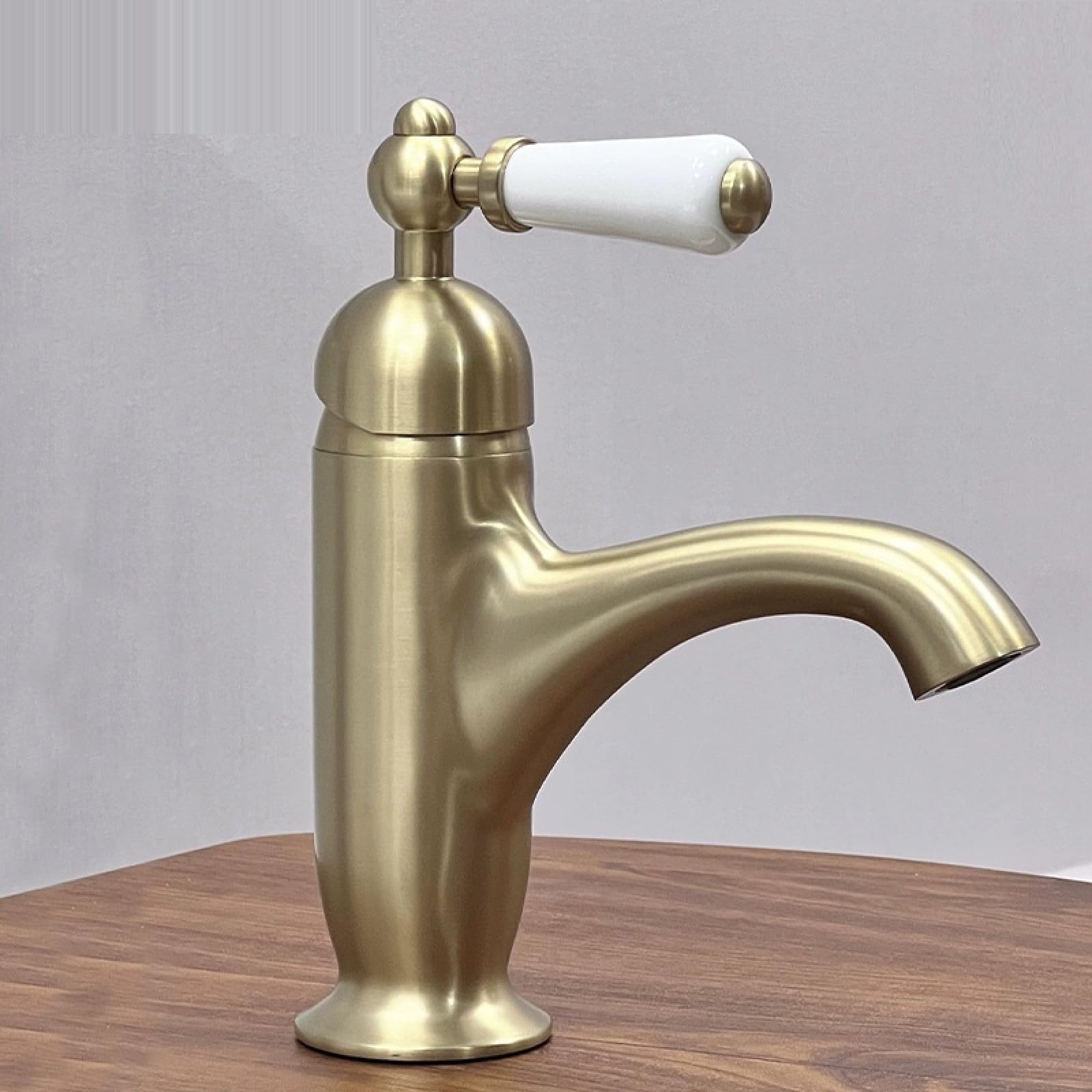 Fanjubei Brushed Gold Style Copper Bathroom Hot And Cold Basin Faucet, Brushed Gold Design