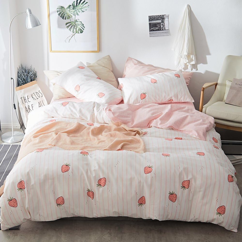 EAVD Girls Duvet Cover Kawaii Strawberry Duvet Cover Twin Soft 100% Cotton Reversible Plaid Duvet Cover Set Cute Strawberry Comforter Set for Kids Children Bedding Collection
