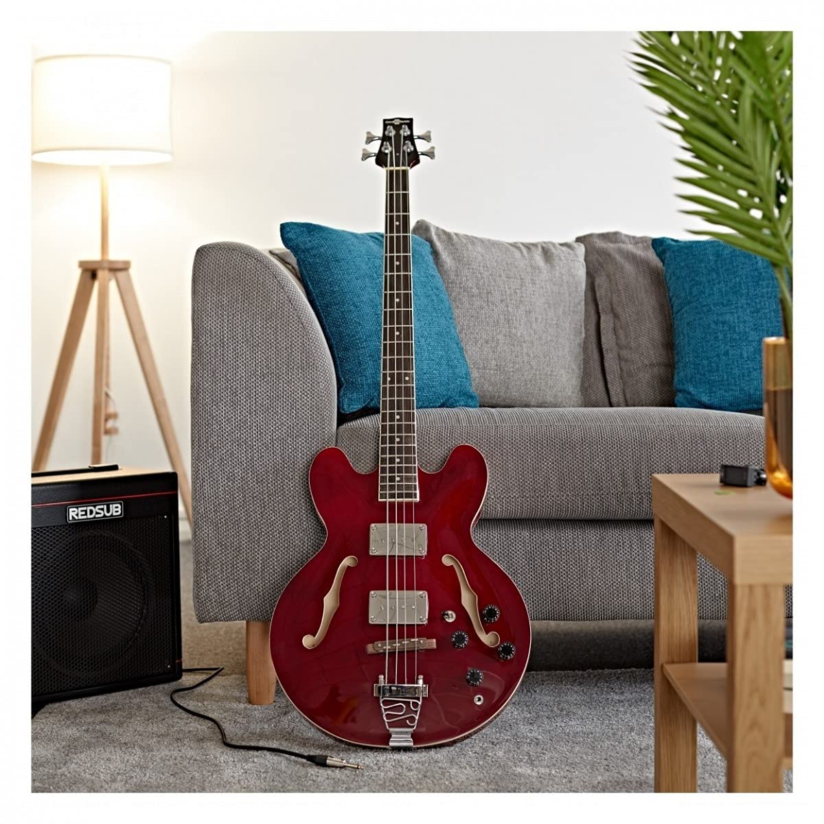 Gear4music Basso Semiacustico San Francisco Wine Red | Design Ispirato agli Anni '60-'70, Corpo a Doppio Cutaway in Wine Red, Due Pickup P90 Single Coil, Custodia e Cavo