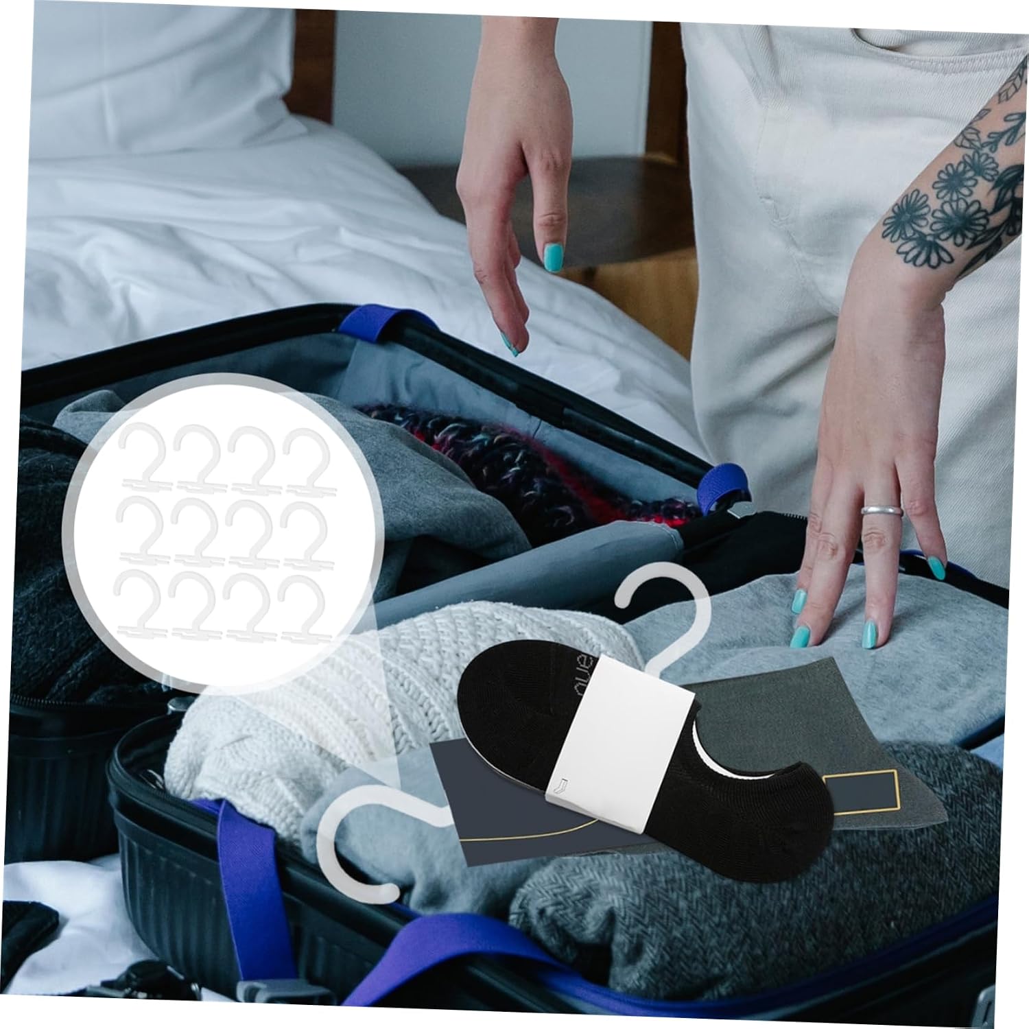 Mobestech 3sets Socks Retail Display Hanger Hooks Plastic Sock Hangers for Store Supermarket Home Use Lightweight Reusable Design for Easy Presentation 50pcs*3