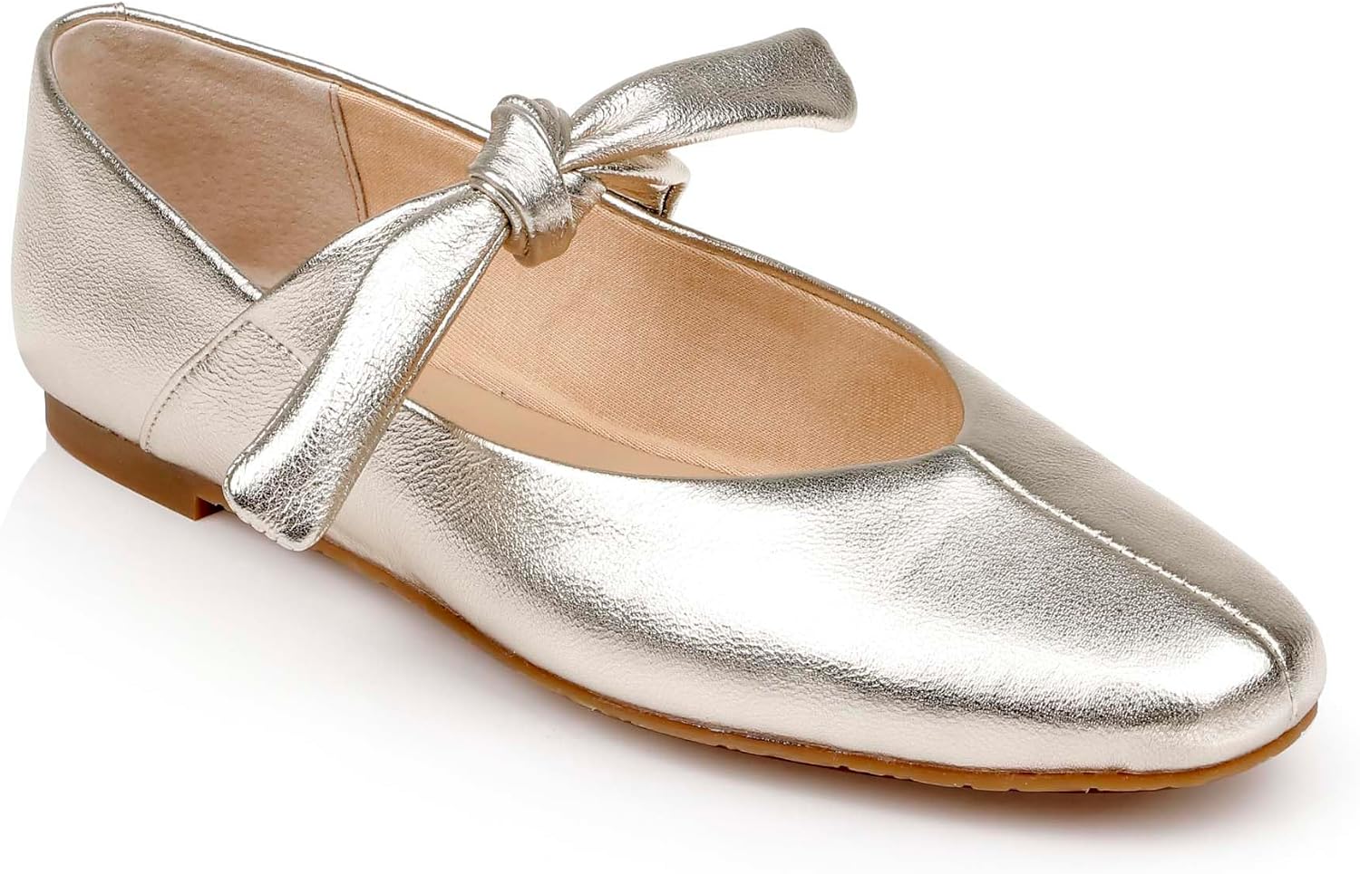 Jewel Badgley Mischka Women's Flats - Round Toe Design