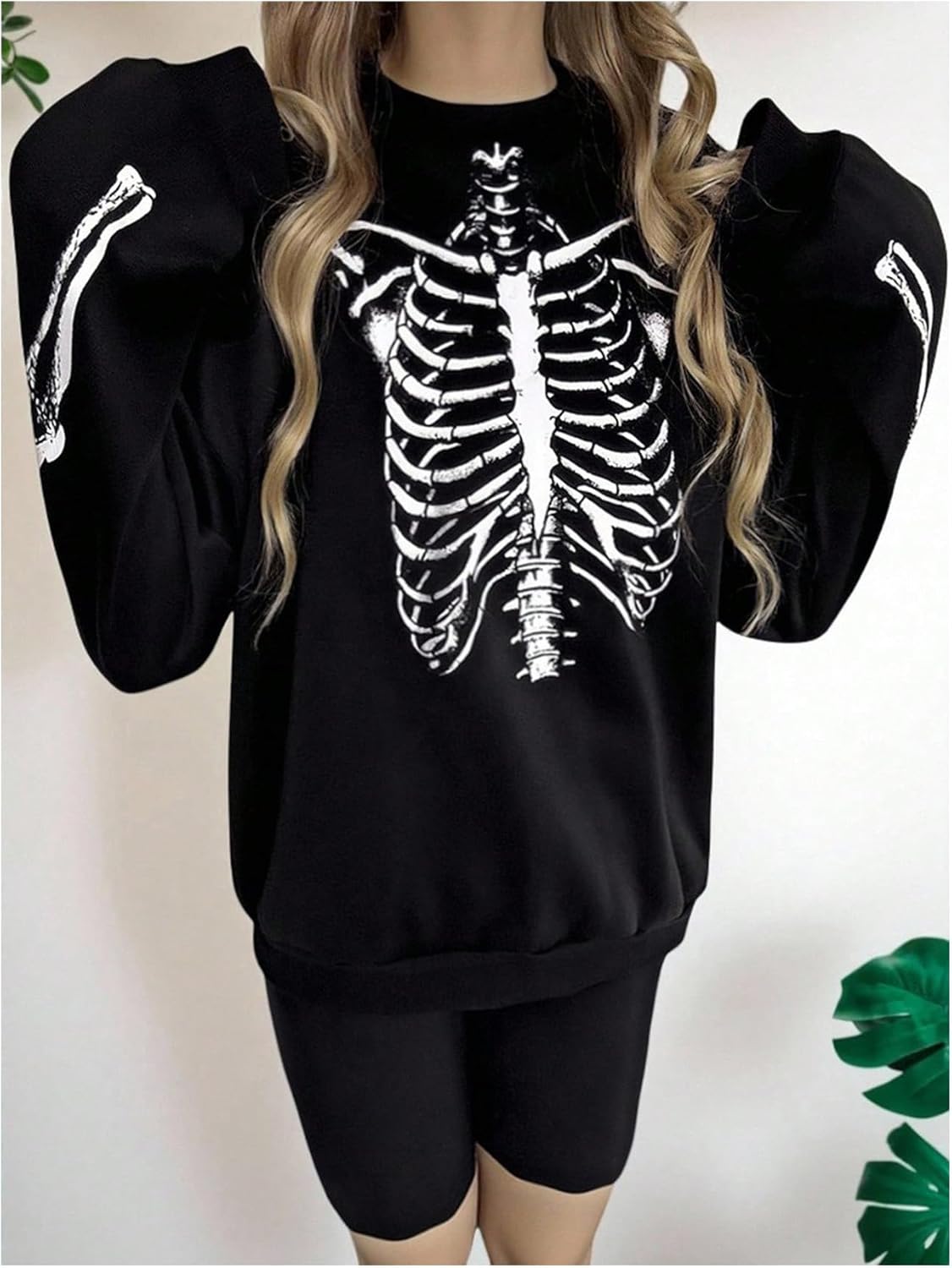 SweatyRocks Women's Halloween Skull Graphic Oversized Sweatshirt Crewneck Long Sleeve Pullover Top - Image 3