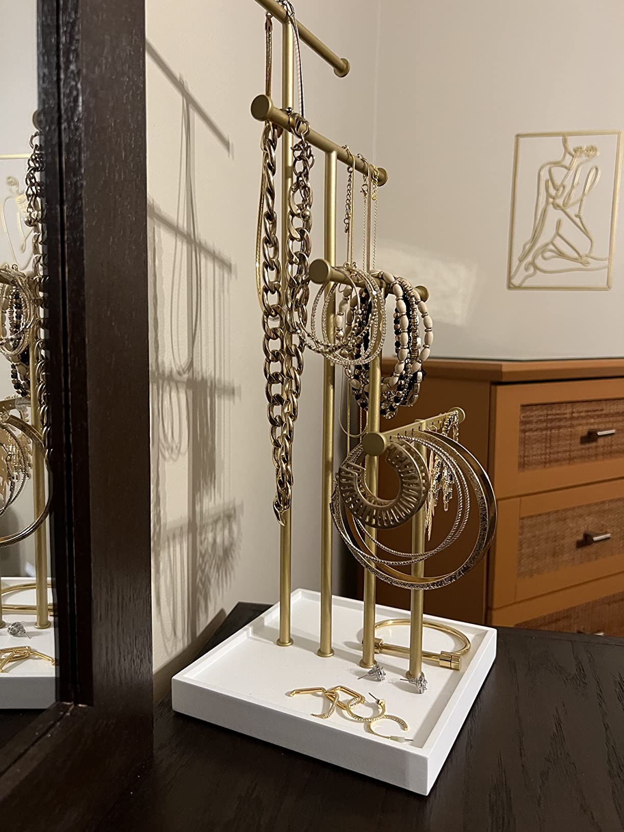 4/mo Finance Amazon Basics FourTier Jewelry Tree Stand White