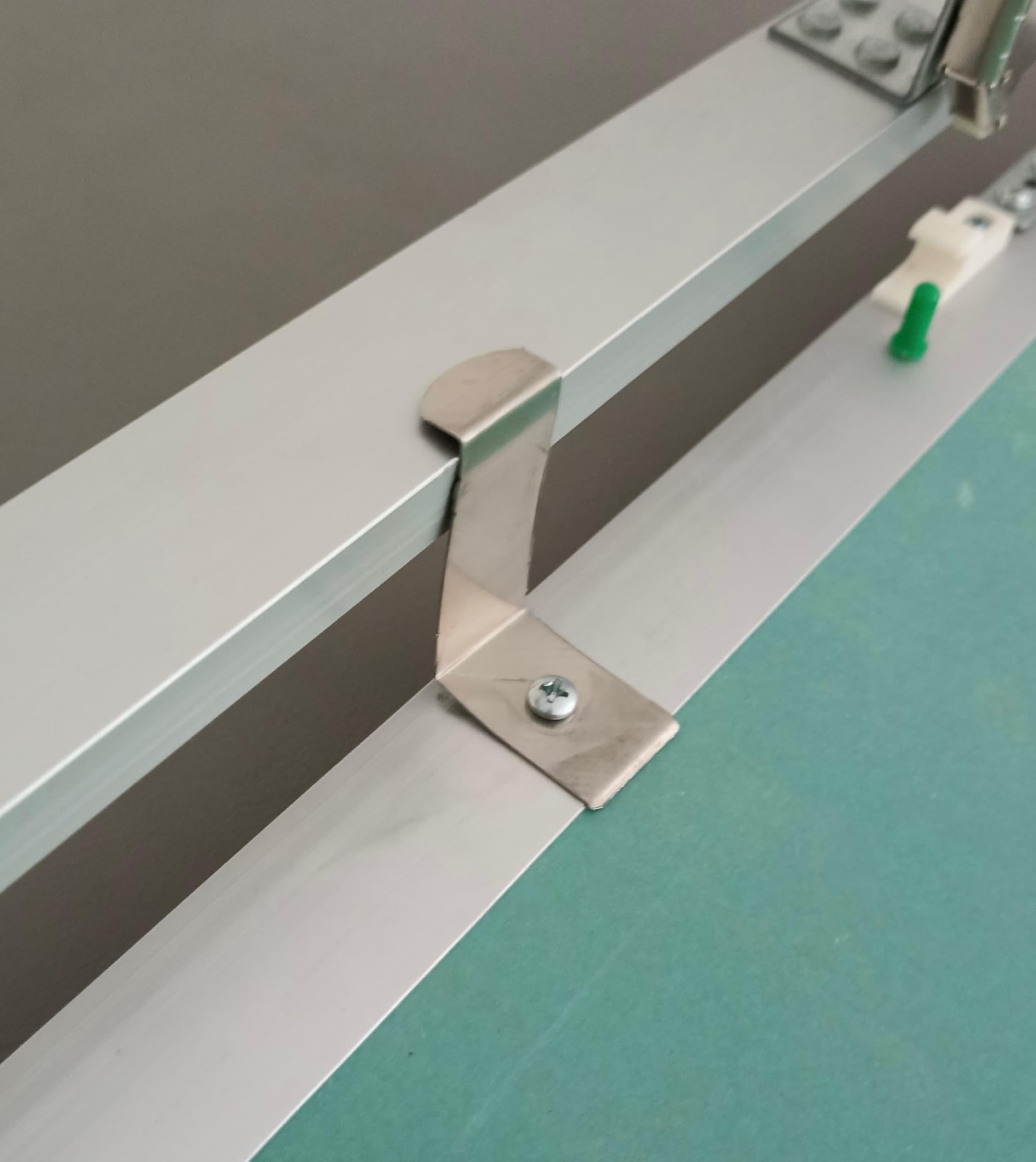 Botola Ispezione Cartongesso Idrorepellente Verde Spessore 12,5 mm Sportello Ispezione con Anta Estraibile Sportello Senza Cerniere per Parete o Soffitto Varie misure (CM 40X40)