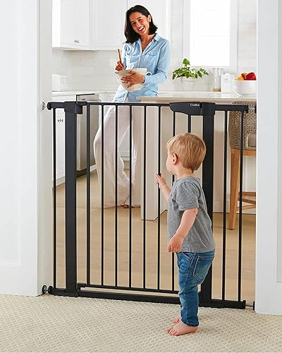 Cumbor Puerta de bebé extra alta de 36 pulgadas para escaleras, puerta para perros de 29.7-40.6 pulgadas de ancho para puertas, puertas de mascotas