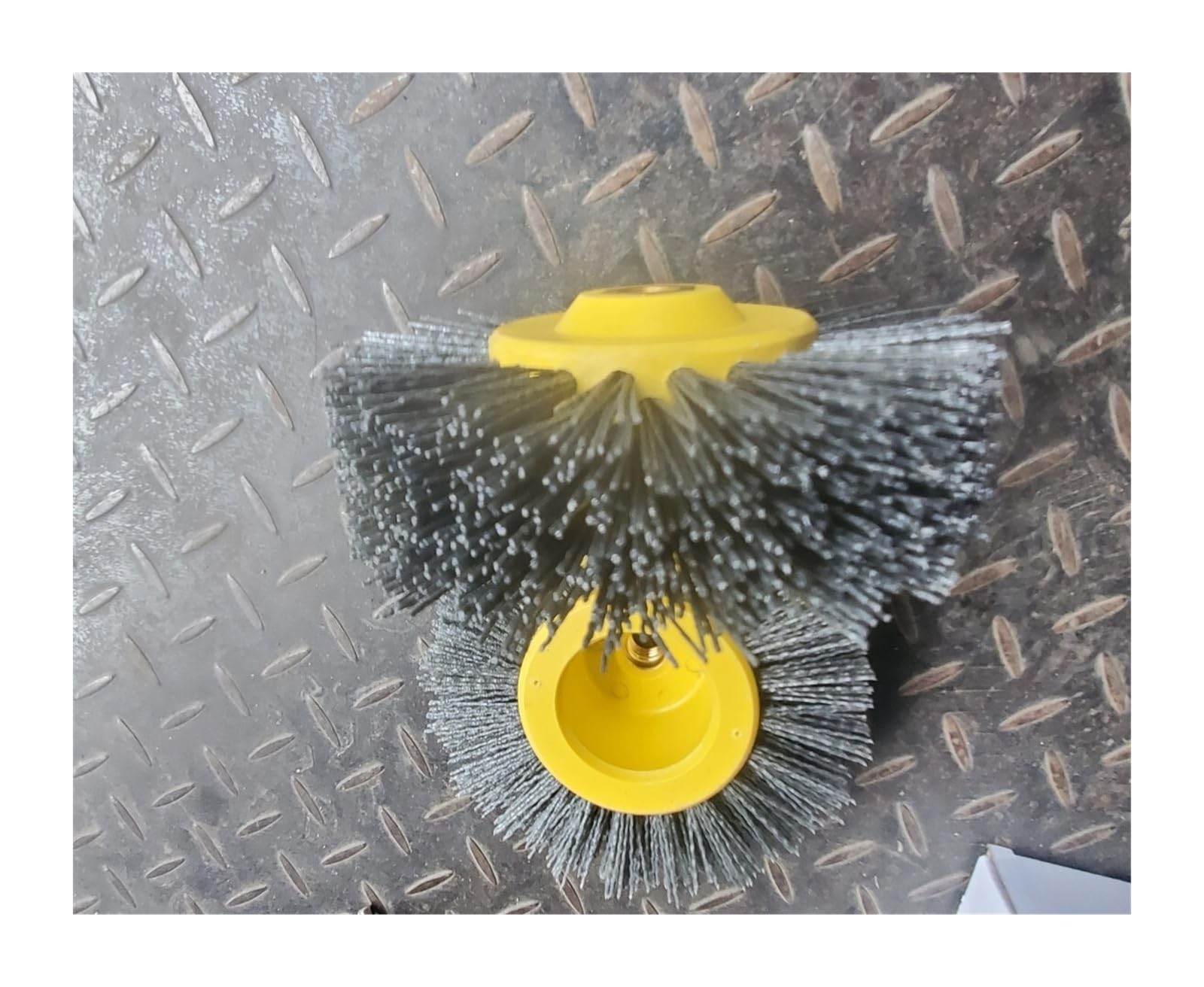 Spazzola Nylon,Spazzole per Trapano Spazzola anti-antiquariato for venature del legno Spazzola metallica Spazzola metallica abrasiva Spazzola for pavimenti in ceramica con denti a vite 150 * 50 * M14(