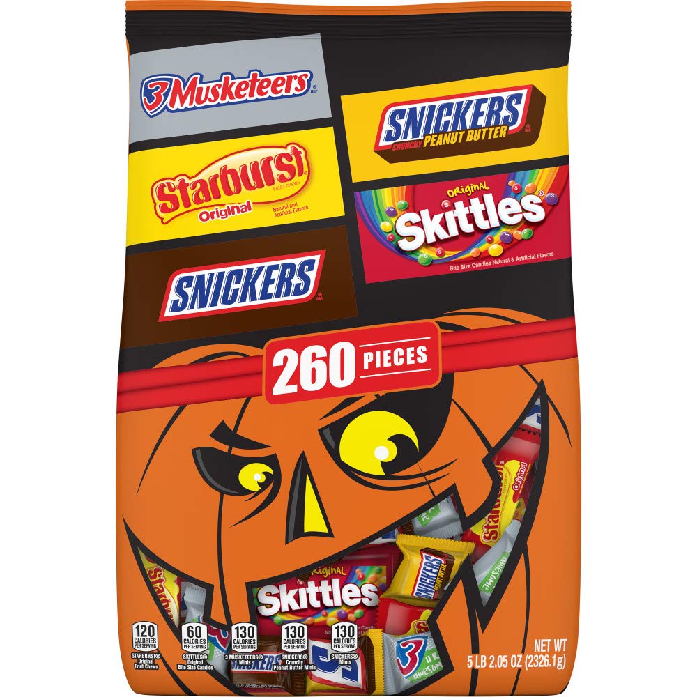 Mars SNICKERS Original, SNICKERS Crunchy Peanut Butter, 3 MUSKETEERS, STARBURST, & SKITTLES Halloween Candy Mix, 82.05 Oz 260-Piece Bag