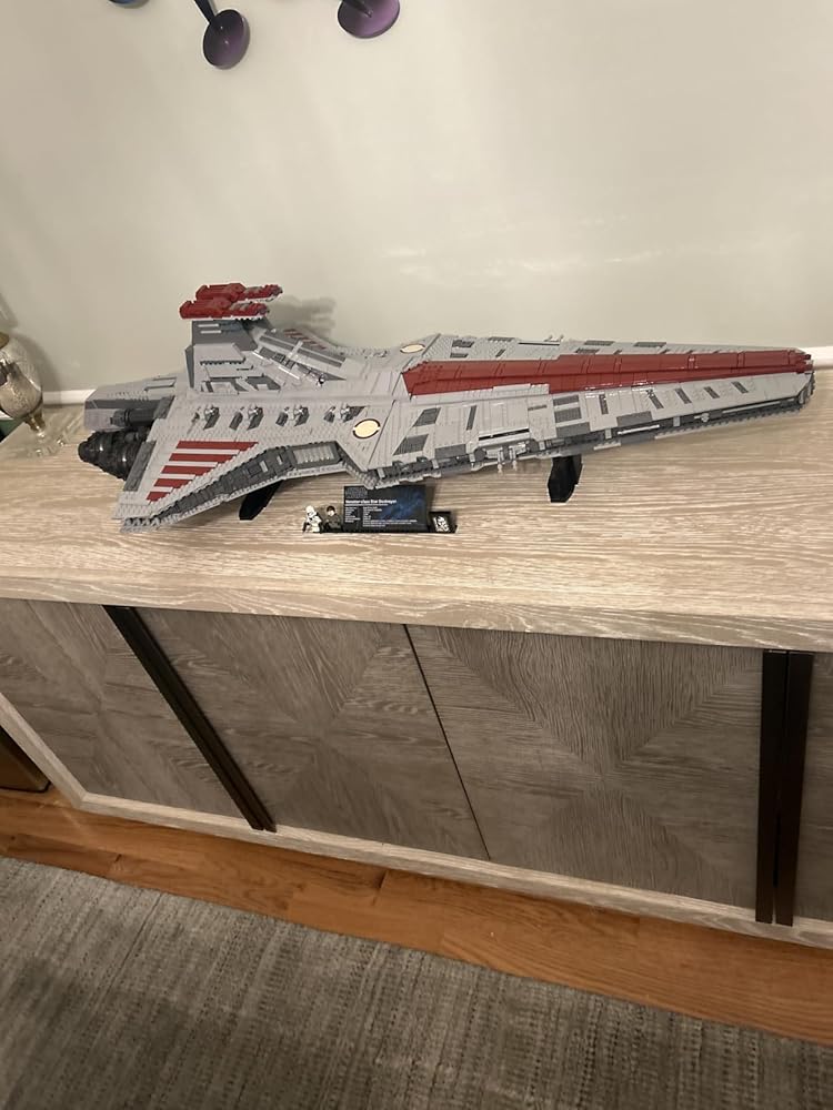 Star Wars Venator-Class Republic Attack Cruiser 75367