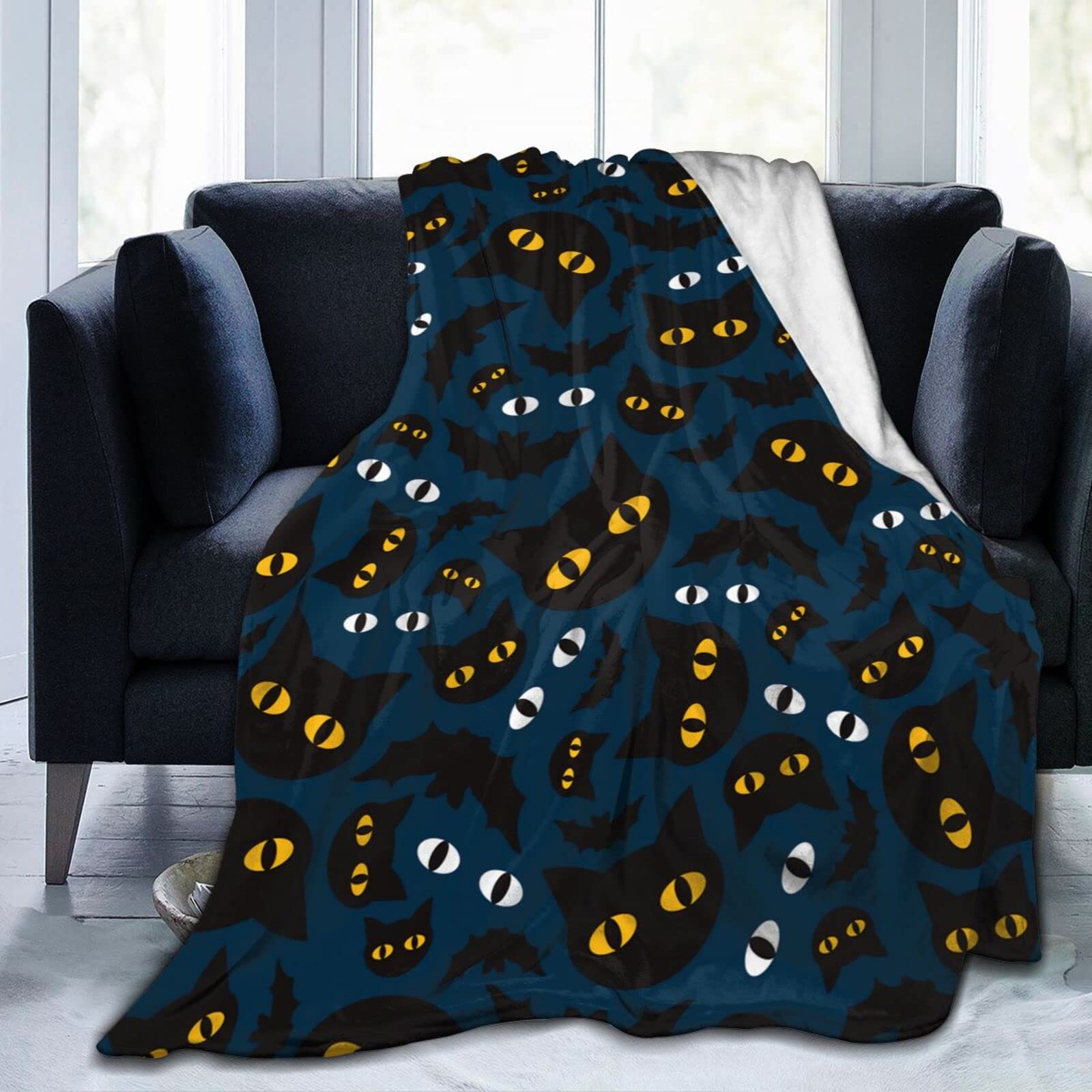Lsjuee Halloween Cats and Bats Throw Blanket Funny Halloween Theme Design Blankets Lightweight Soft Cozy Flannel Black Cat Blanket for Sofa Couch Bed 50"X40"